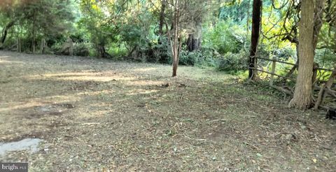Vacant Land For Sale - 5735 Dimes Road<br/> DERWOOD, MD 20855