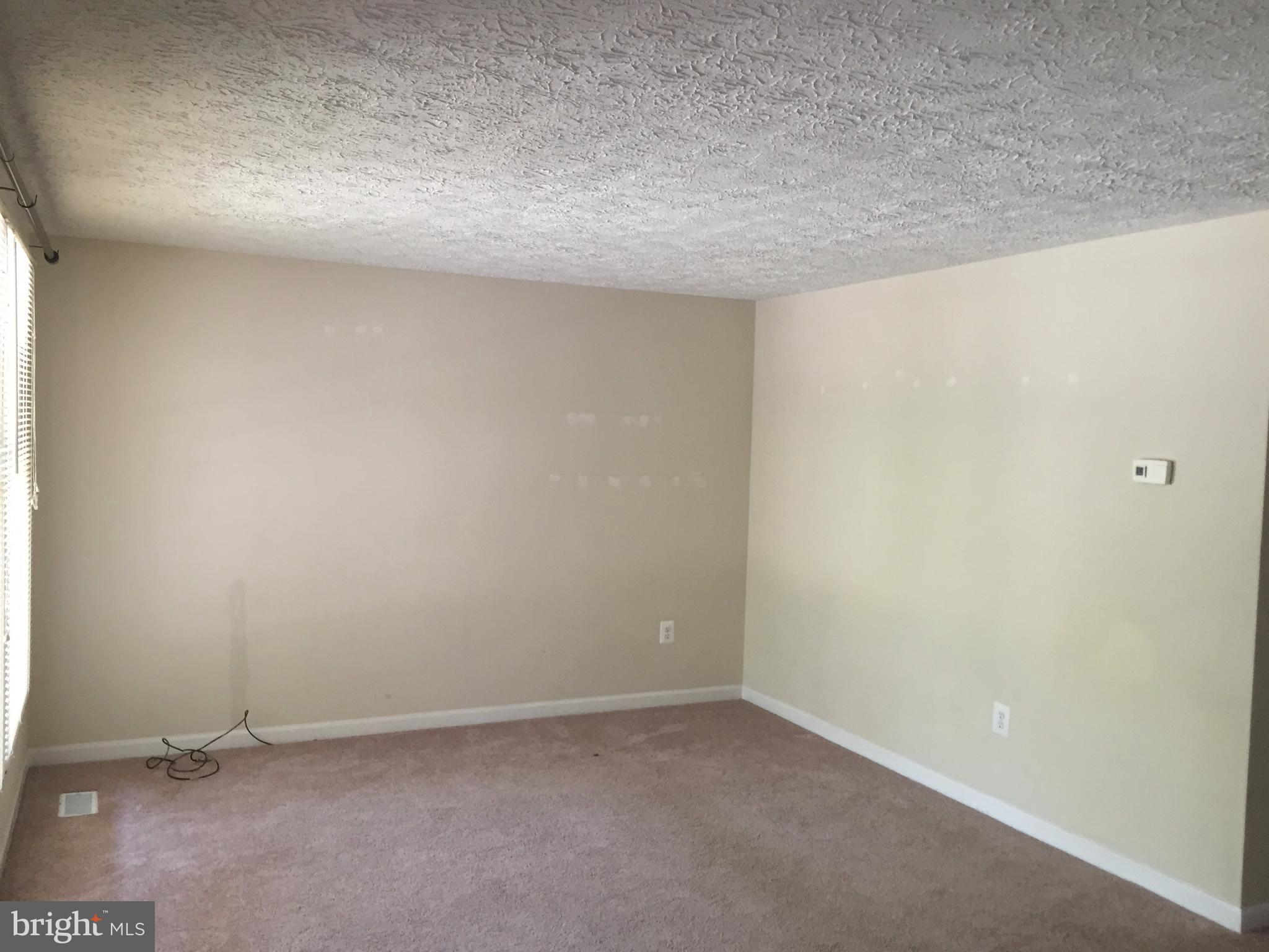 REVELL DOWNS - Residential Lease