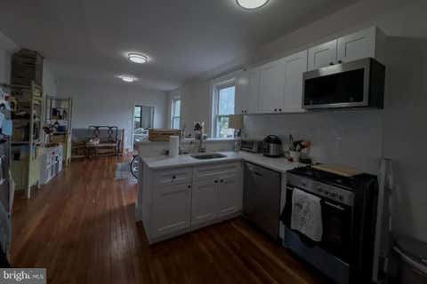 Townhouse For Rent - 2037 Spring Garden Street #UNIT 3R<br/> Philadelphia County, PHILADELPHIA, PA 19130