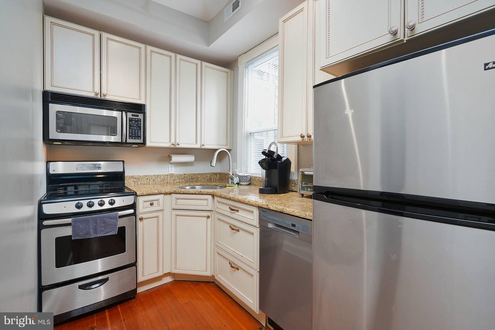 HISTORIC DISTRICT - Residential Income