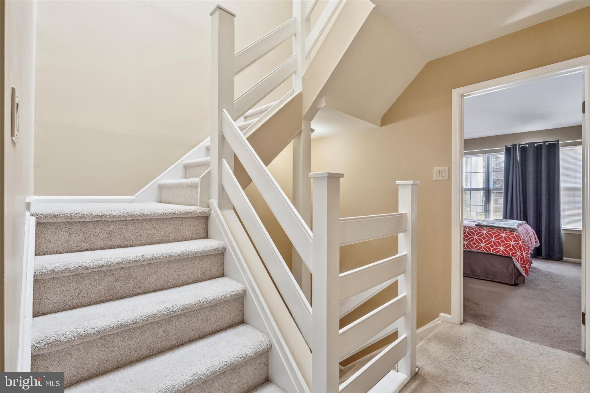 CINNAMON HILL - Residential