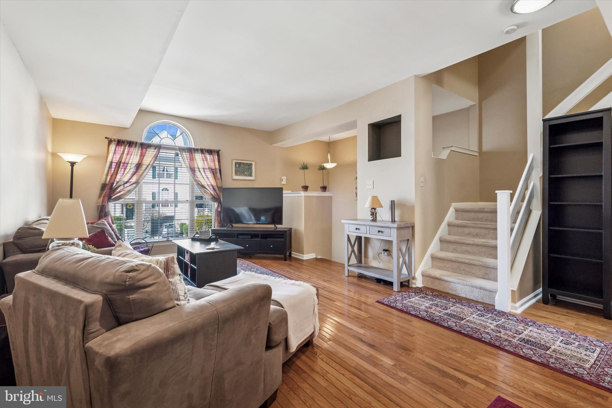 CINNAMON HILL - Residential