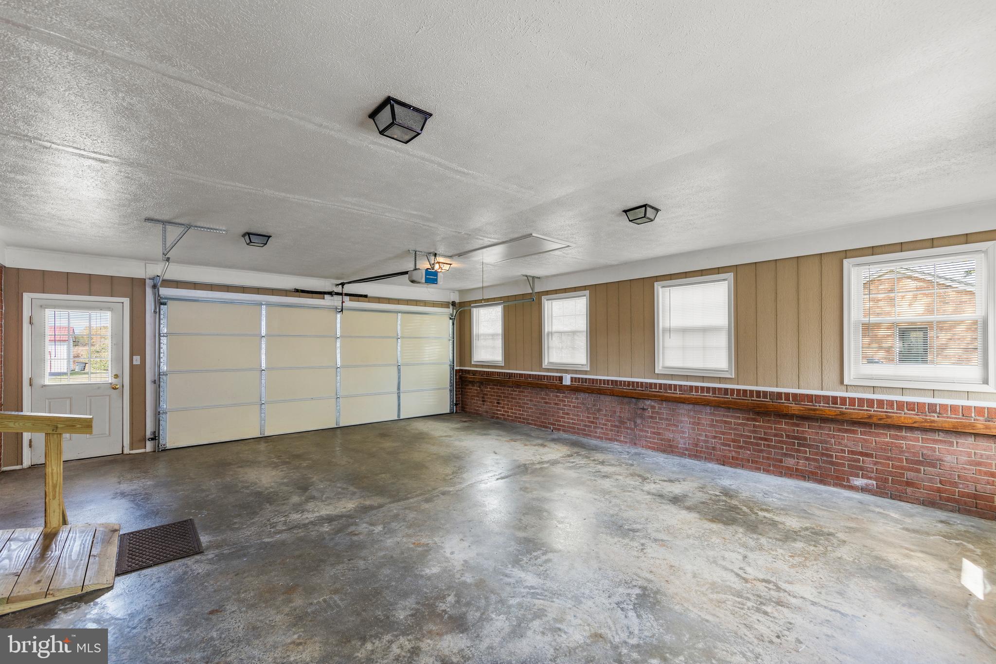 FREDERICK HEIGHTS - Residential