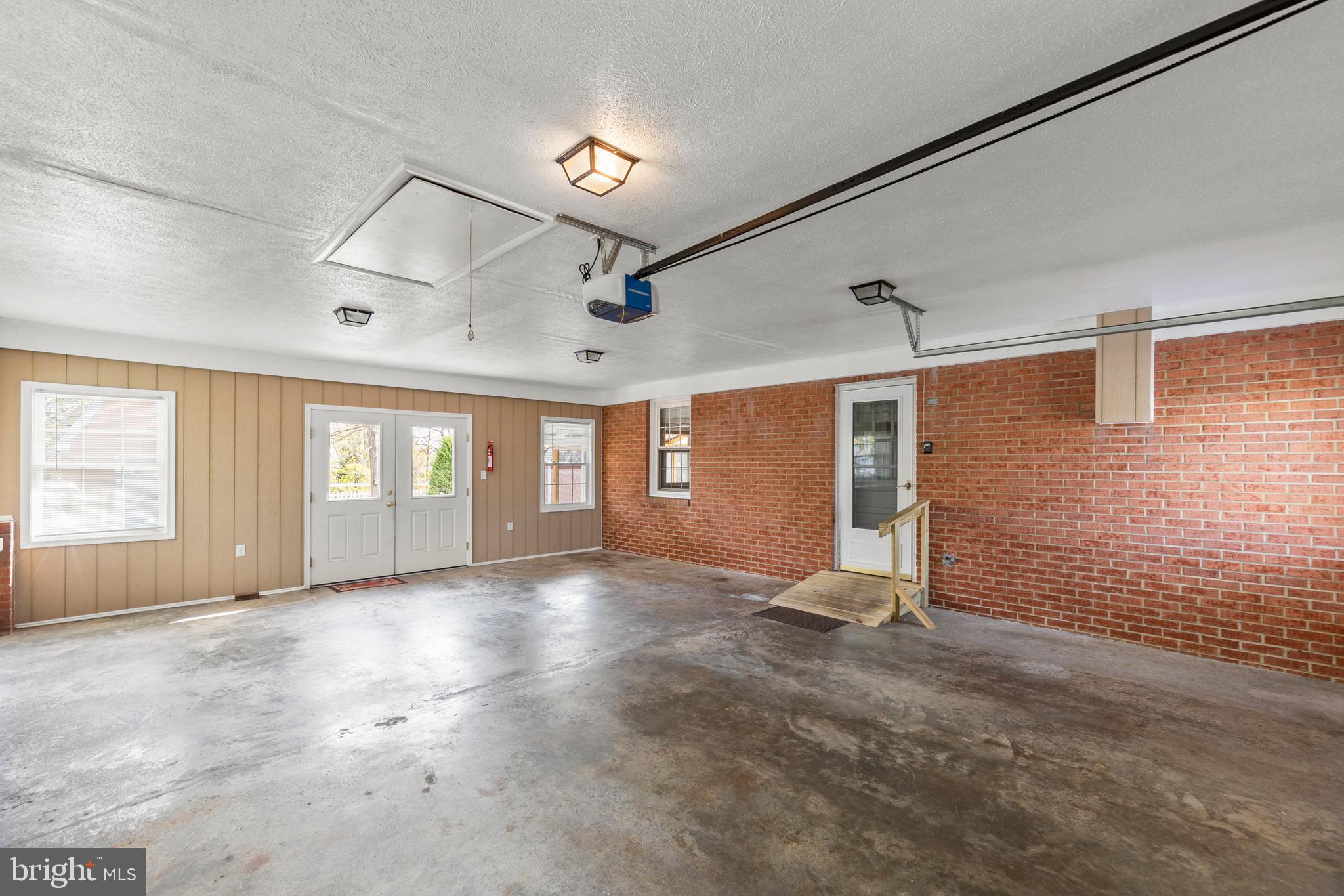 FREDERICK HEIGHTS - Residential