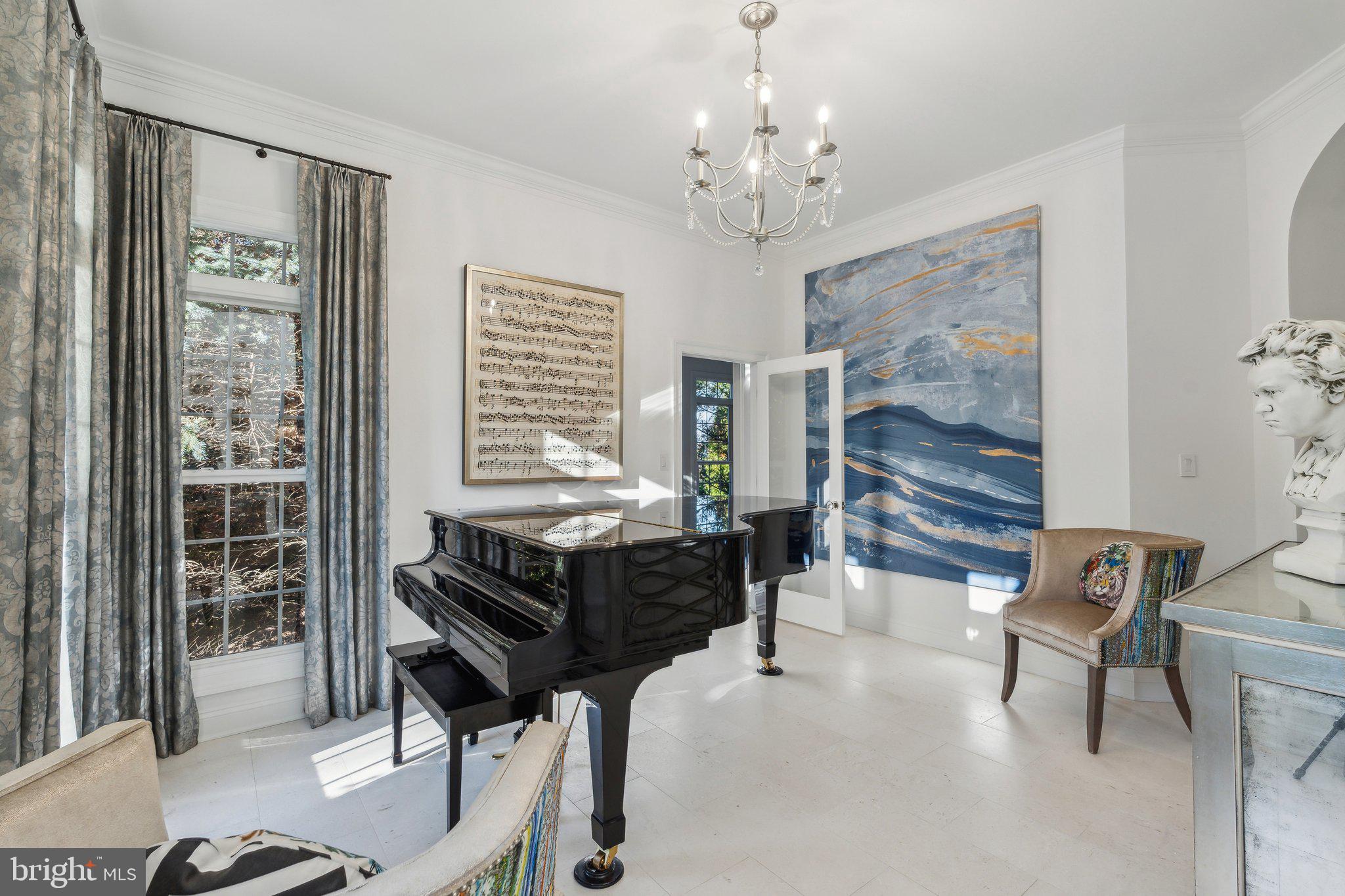 BEACON HILL - Residential
