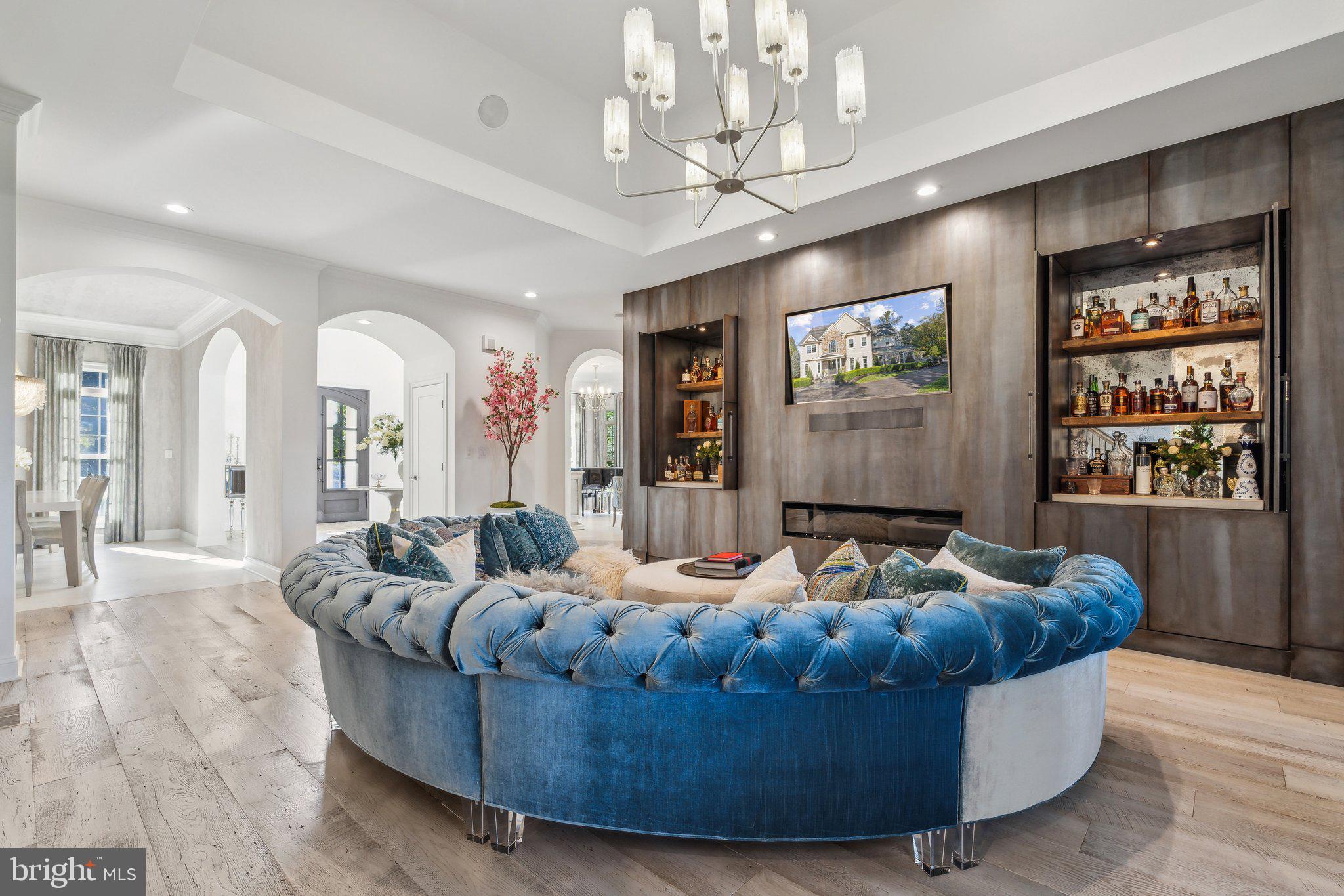 BEACON HILL - Residential
