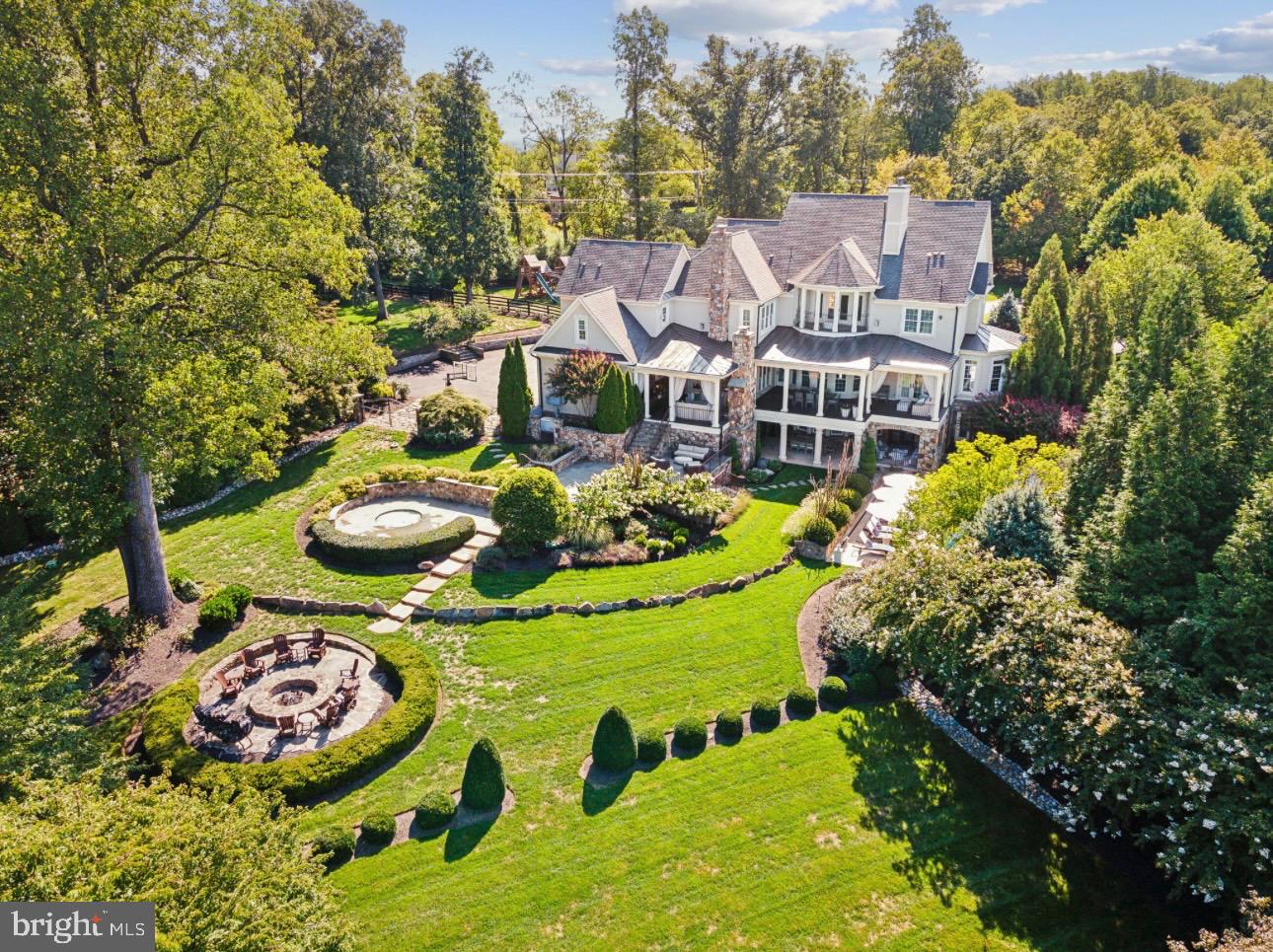 BEACON HILL - Residential