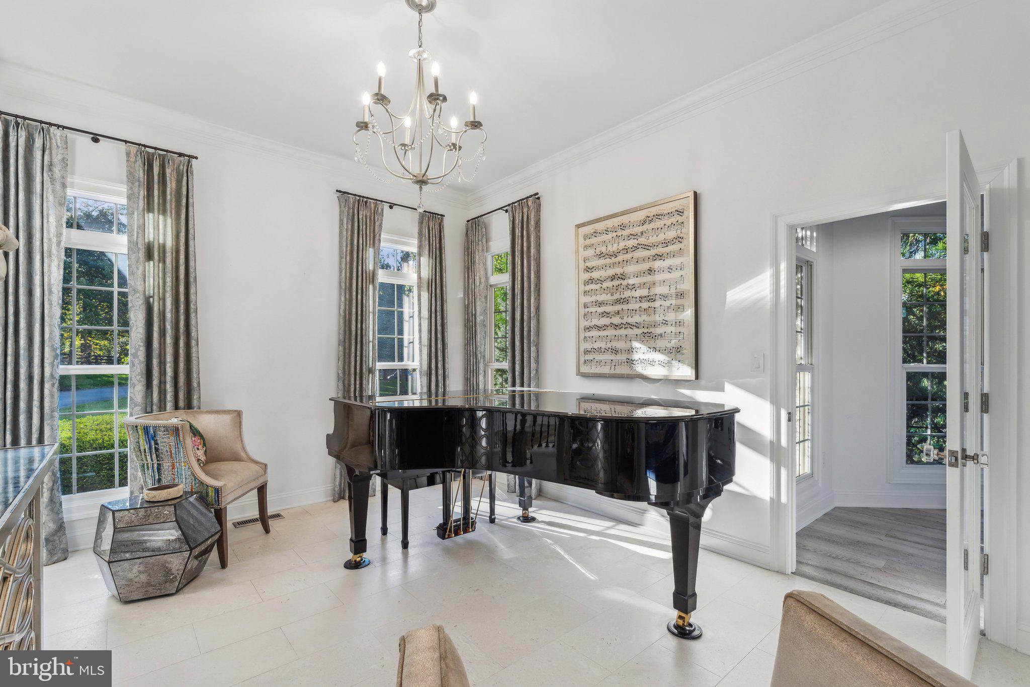 BEACON HILL - Residential