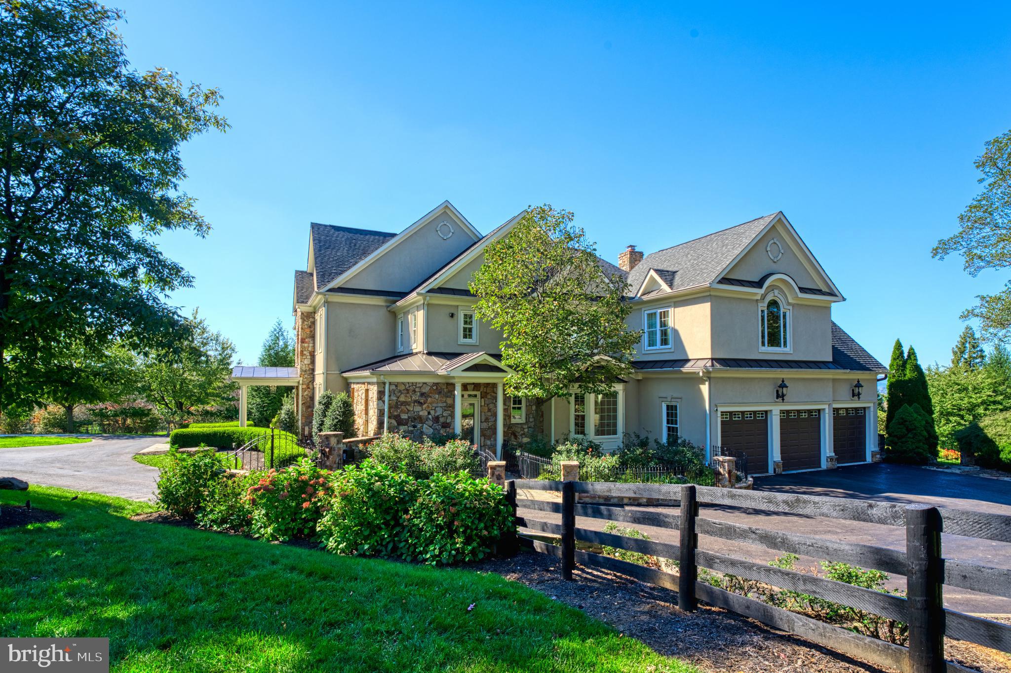 BEACON HILL - Residential