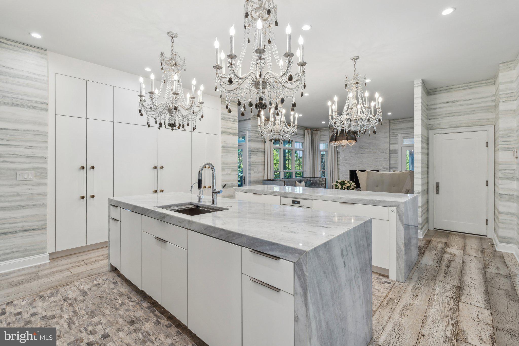 BEACON HILL - Residential