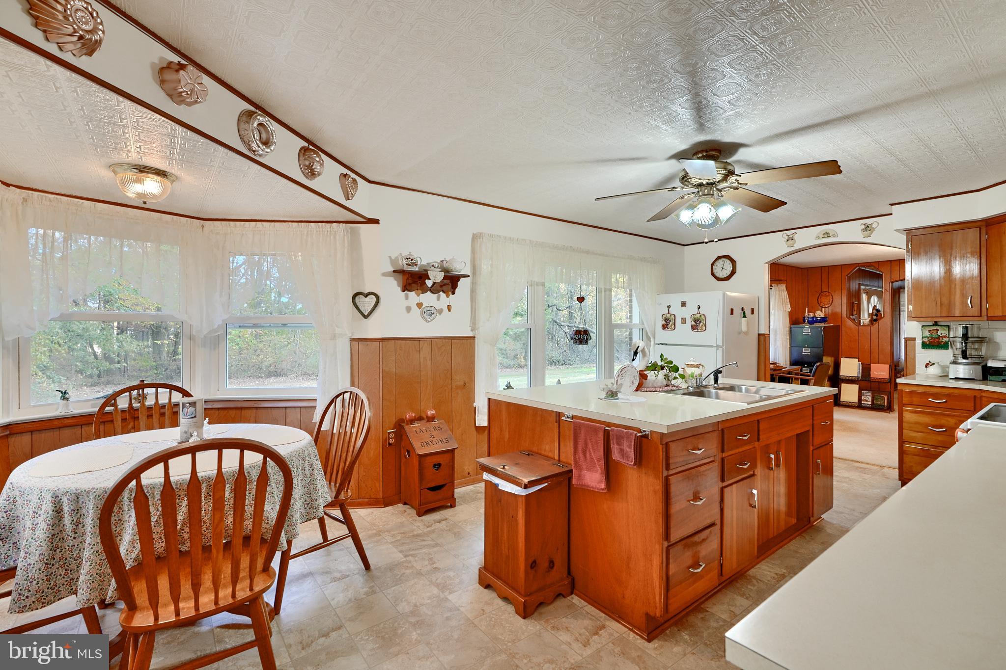2288 OLDFIELD POINT ROAD