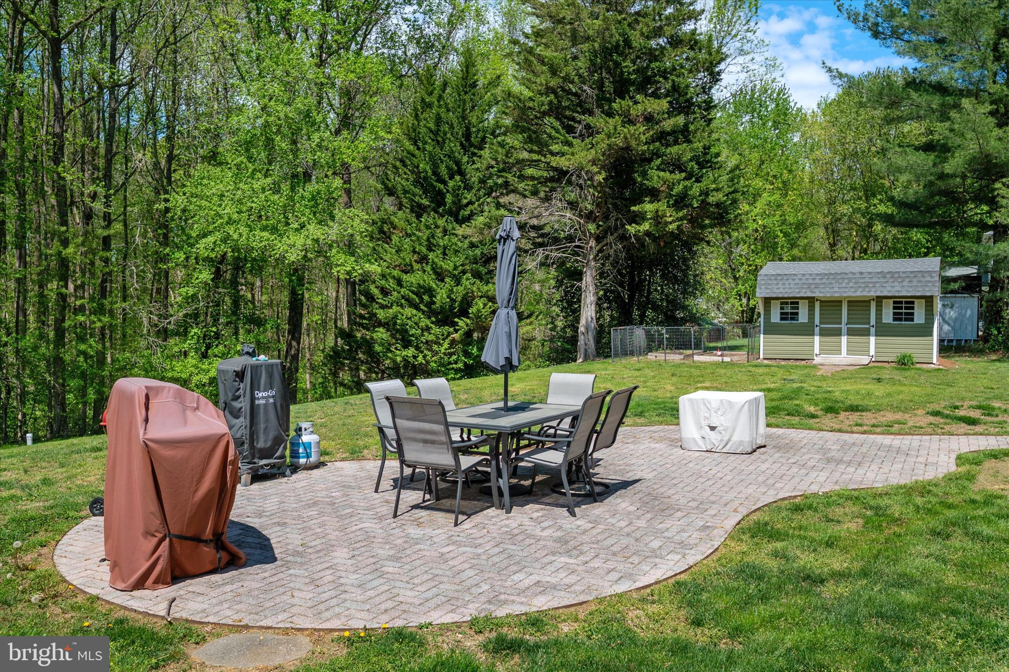 BAY COUNTRY - Residential