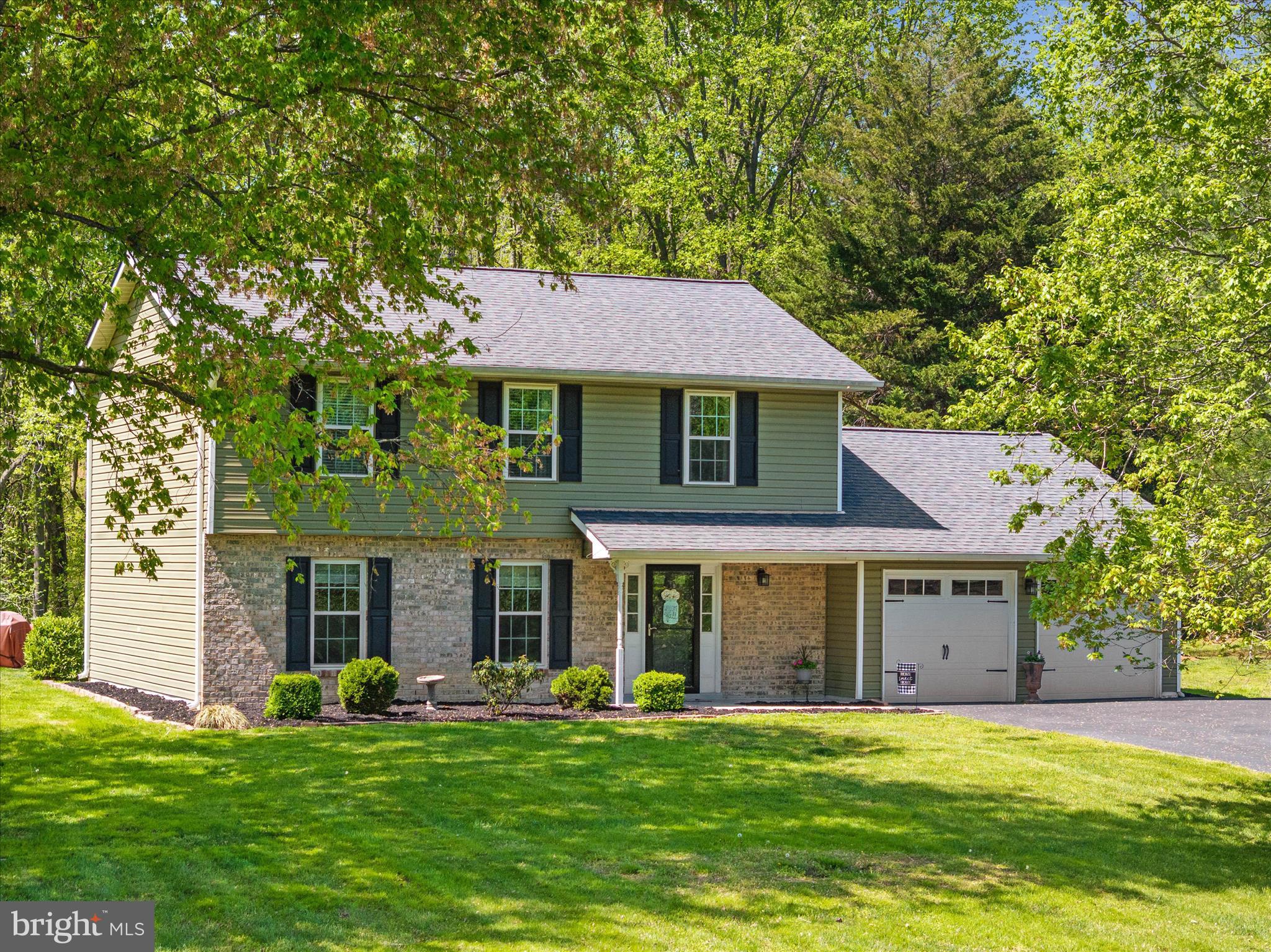 BAY COUNTRY - Residential