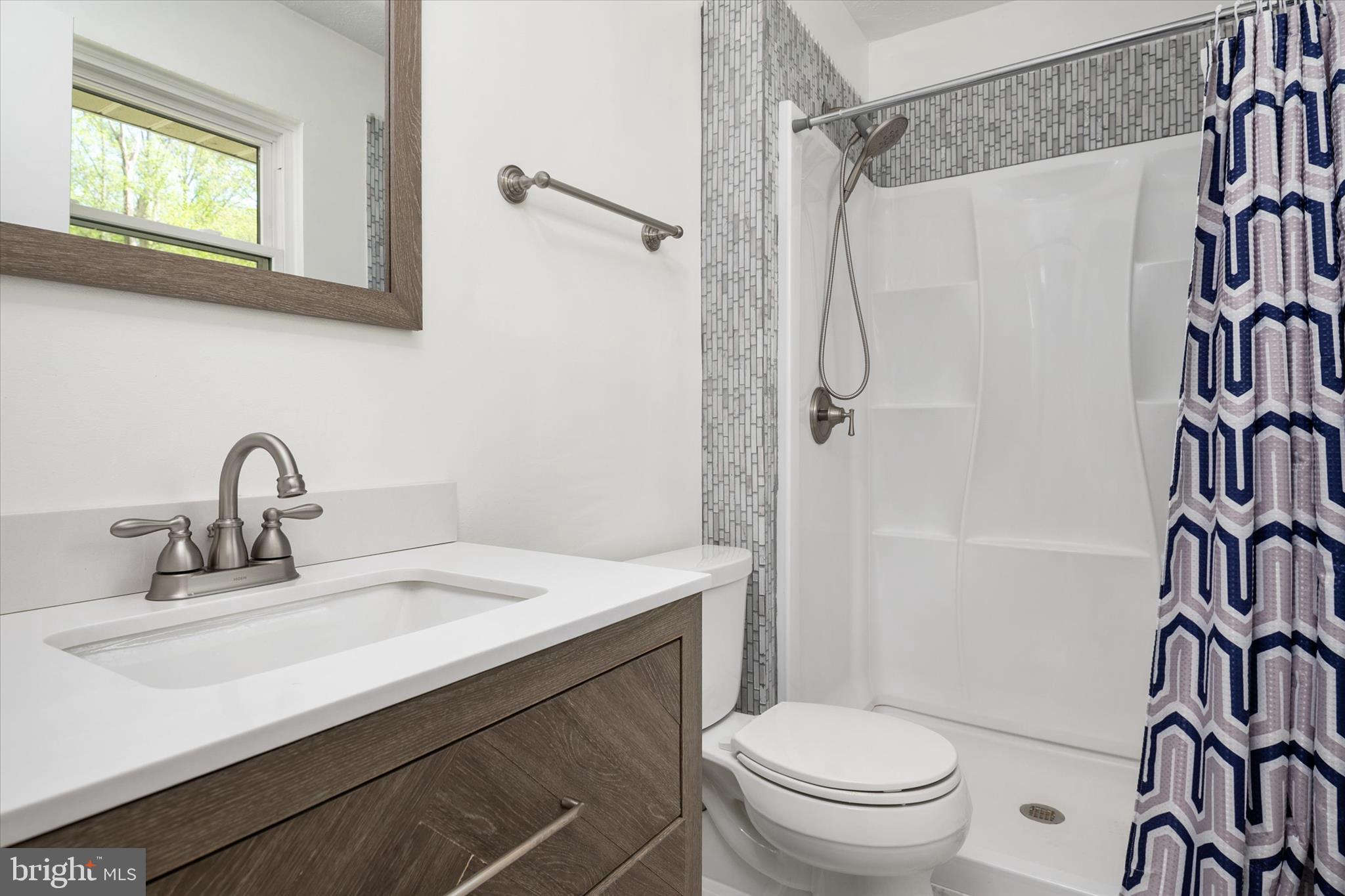 BAY COUNTRY - Residential