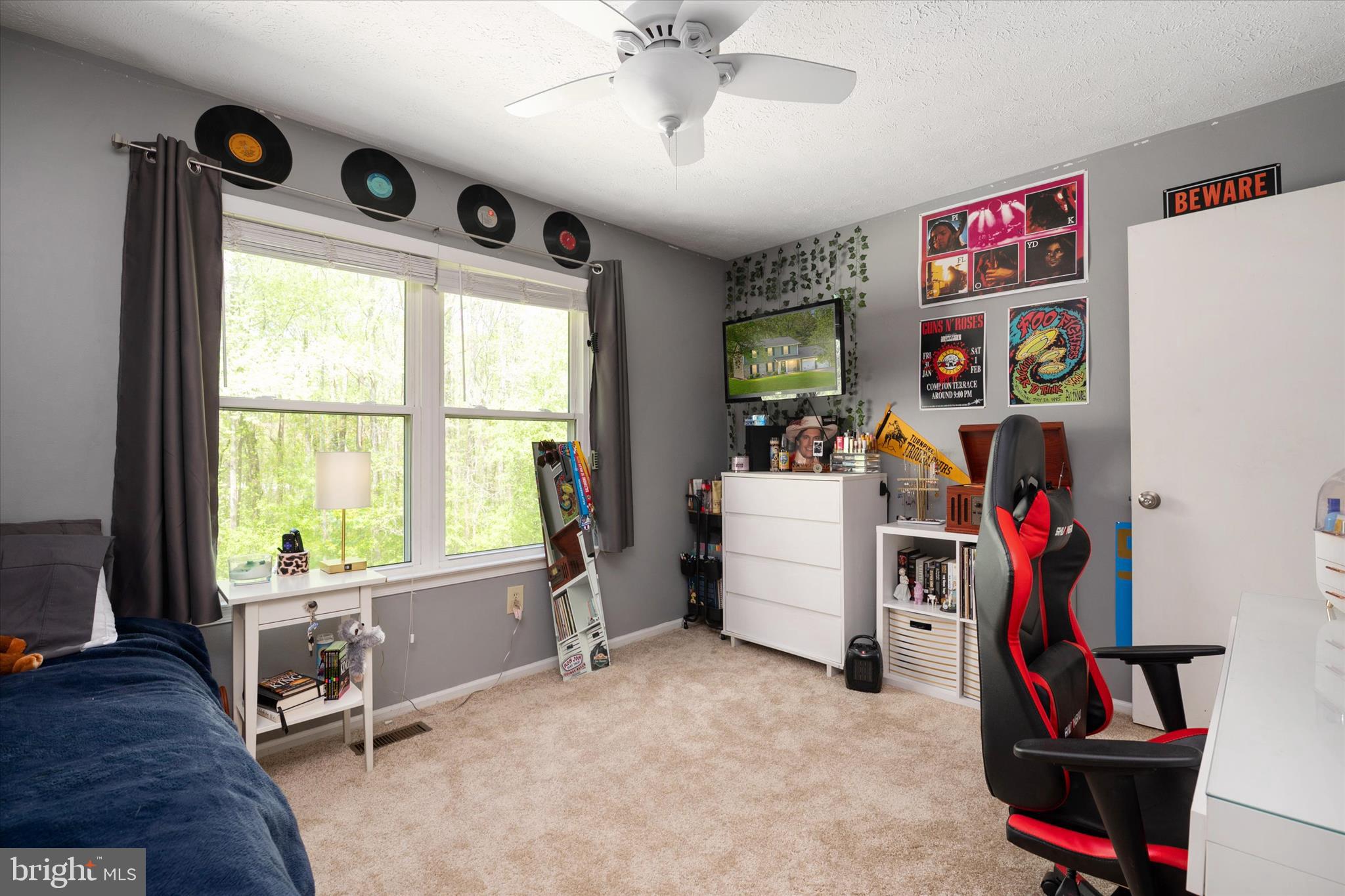 BAY COUNTRY - Residential