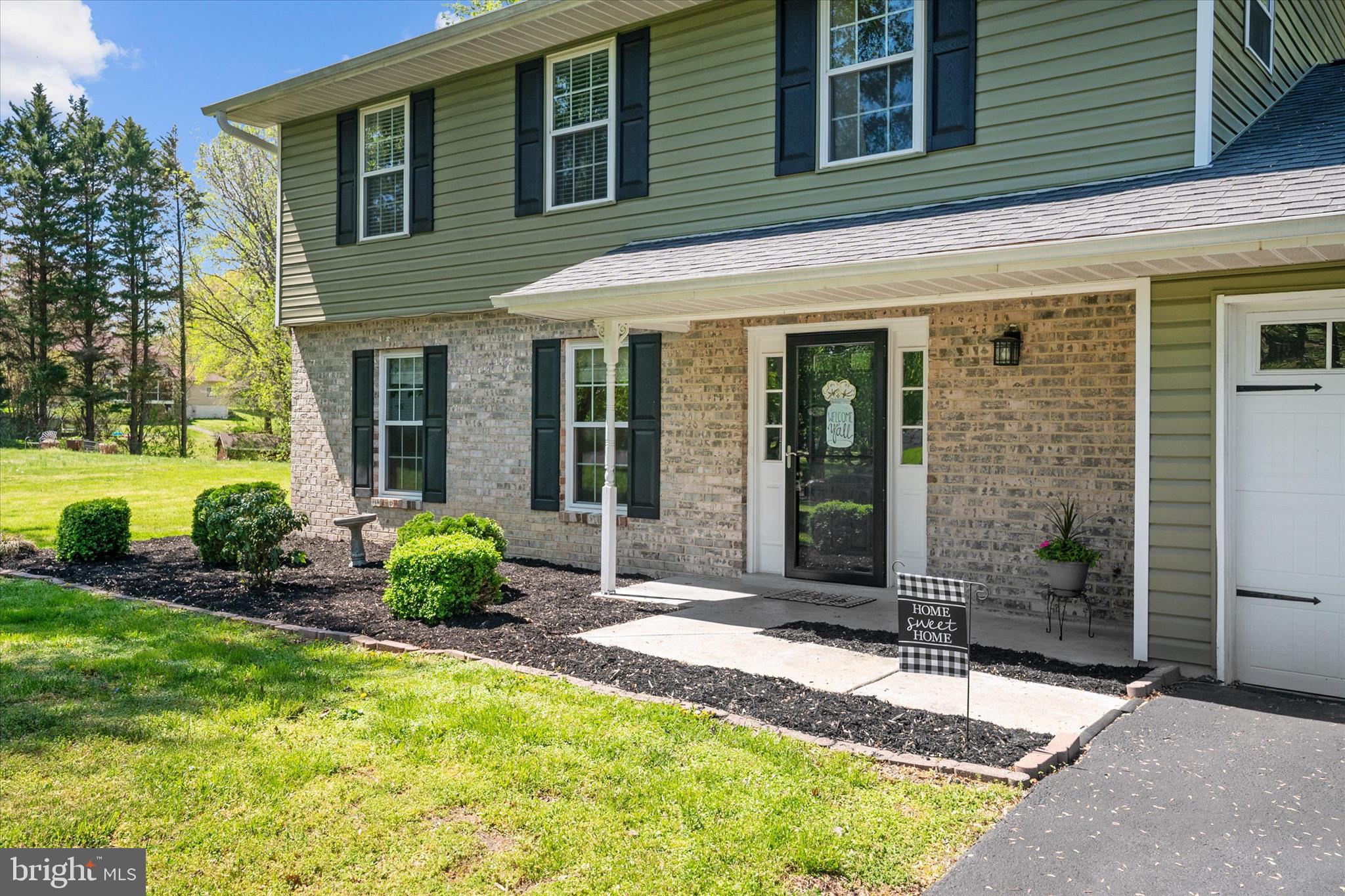 6310 WOODCREST DRIVE