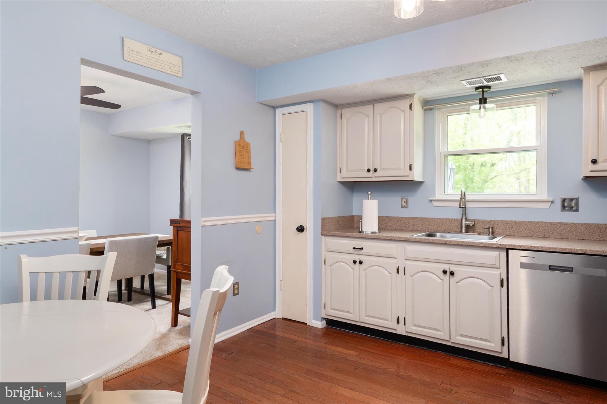 BAY COUNTRY - Residential