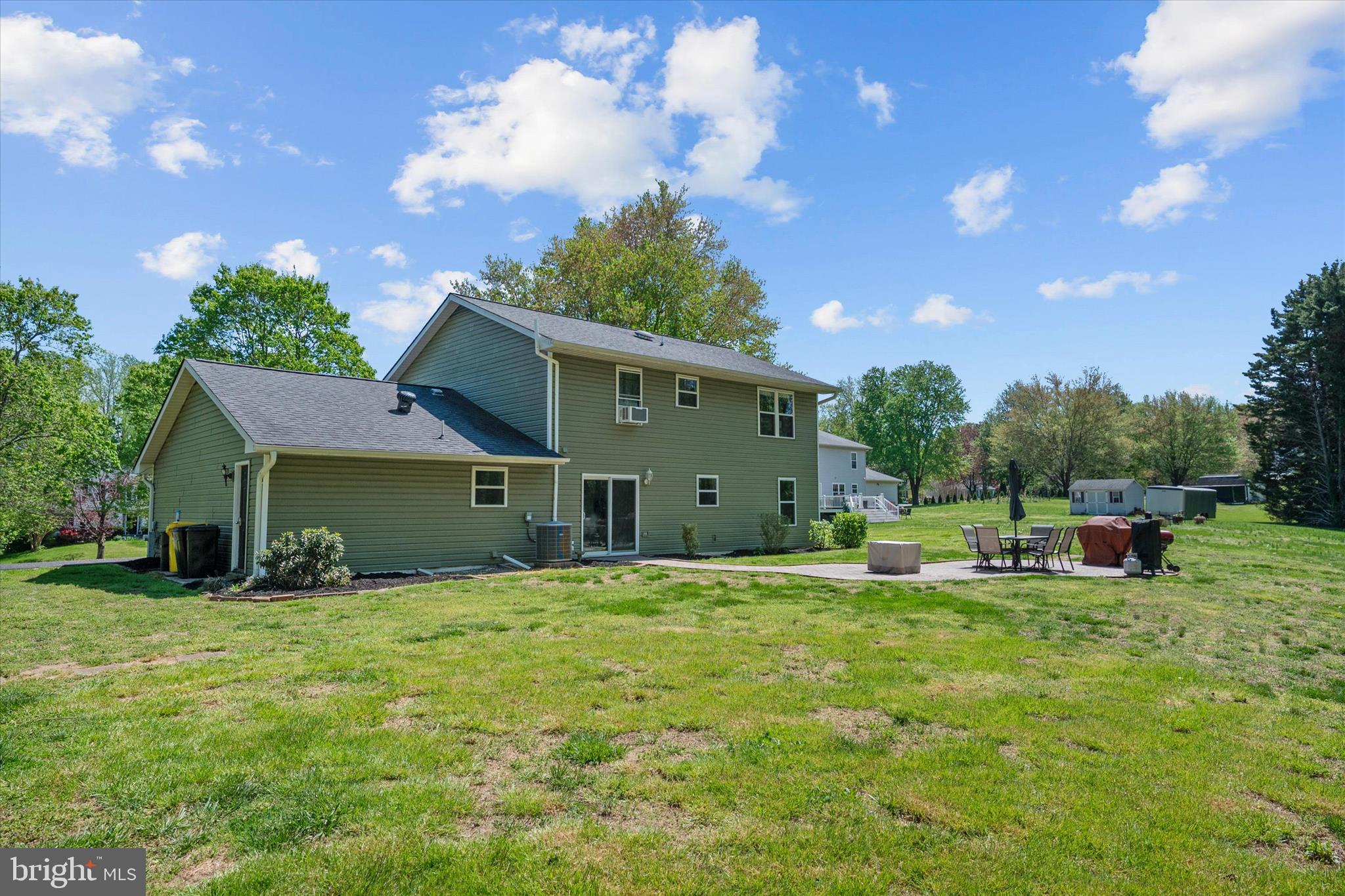 BAY COUNTRY - Residential