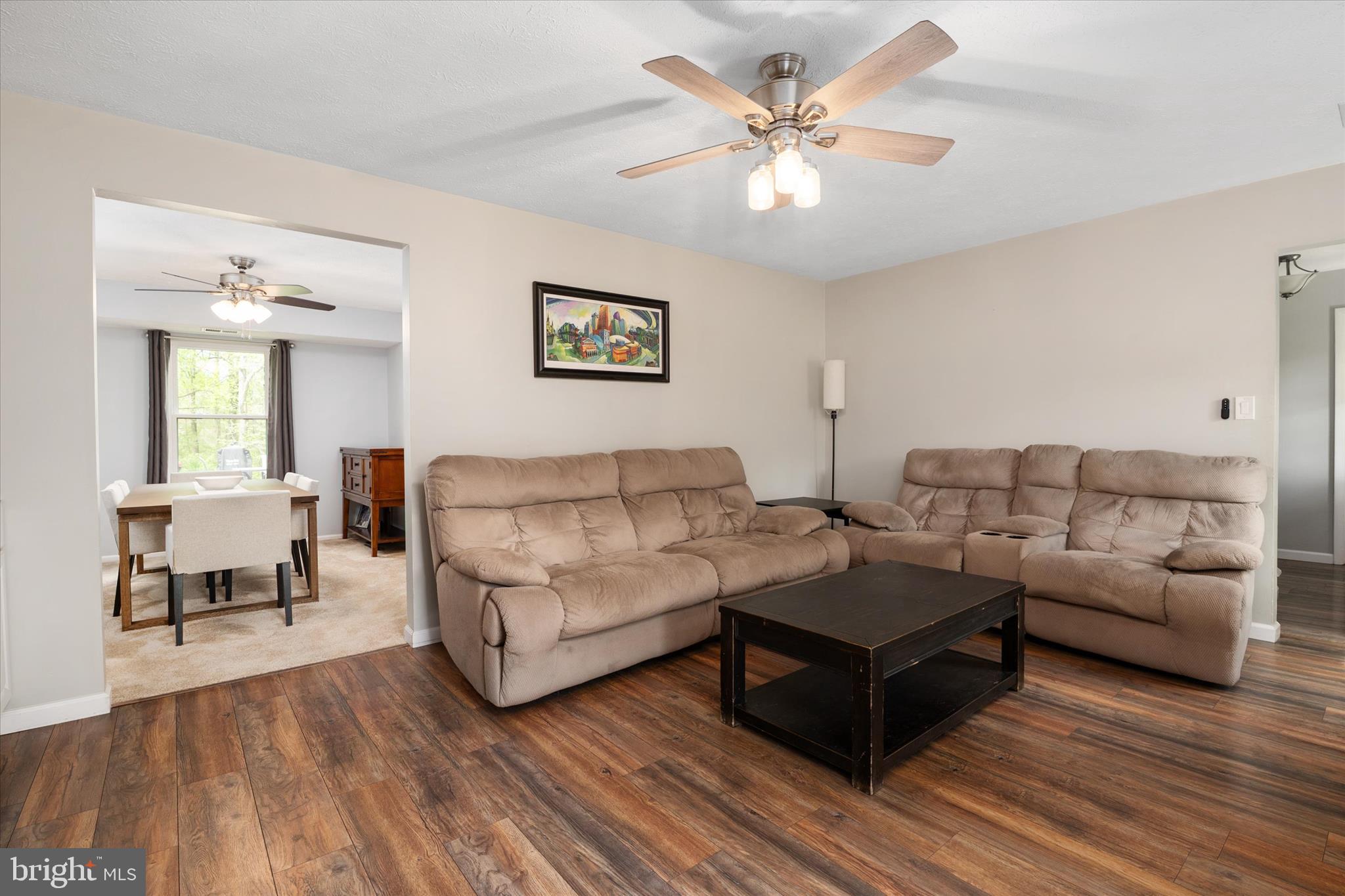 BAY COUNTRY - Residential