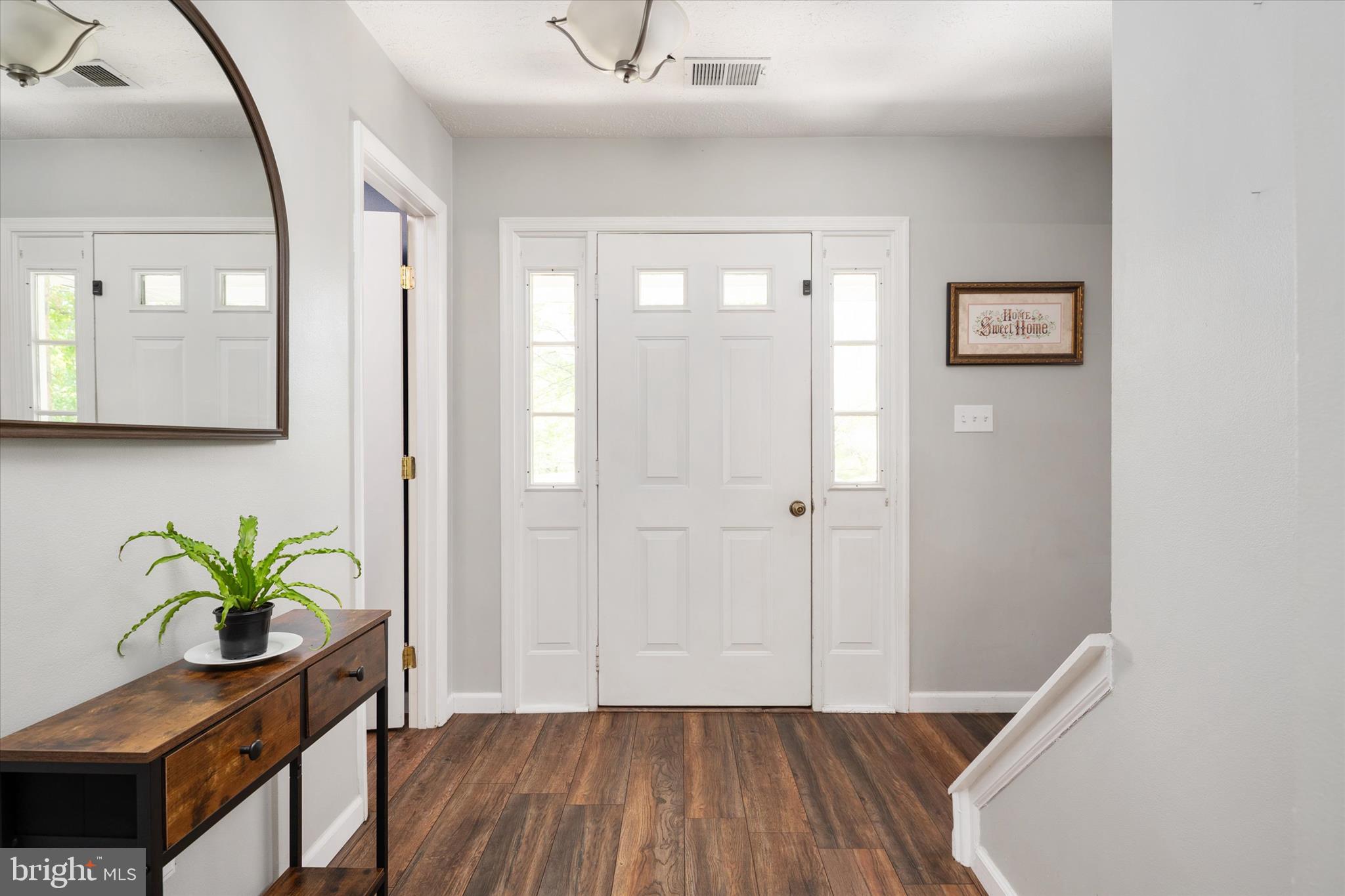 BAY COUNTRY - Residential