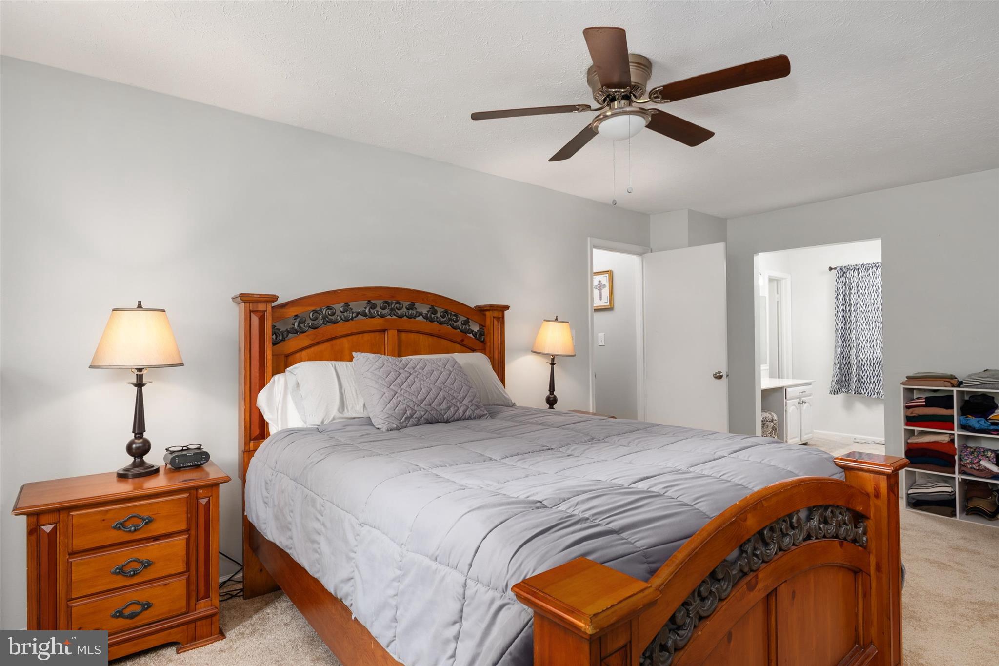 BAY COUNTRY - Residential