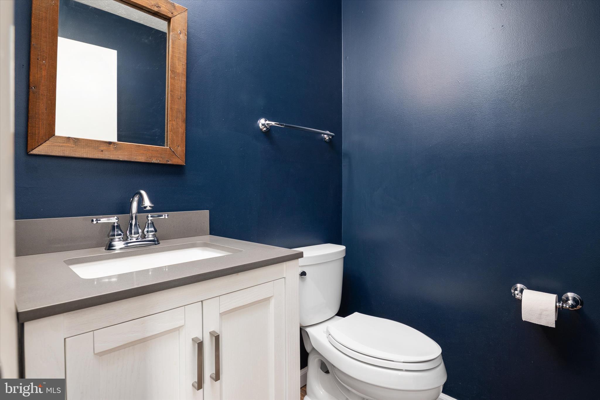 BAY COUNTRY - Residential