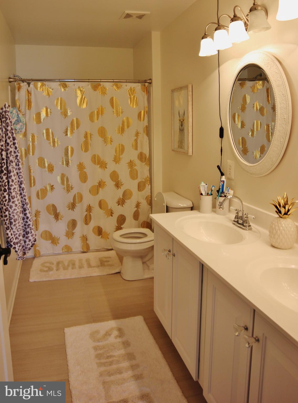 SUN MEADOW - Residential Lease