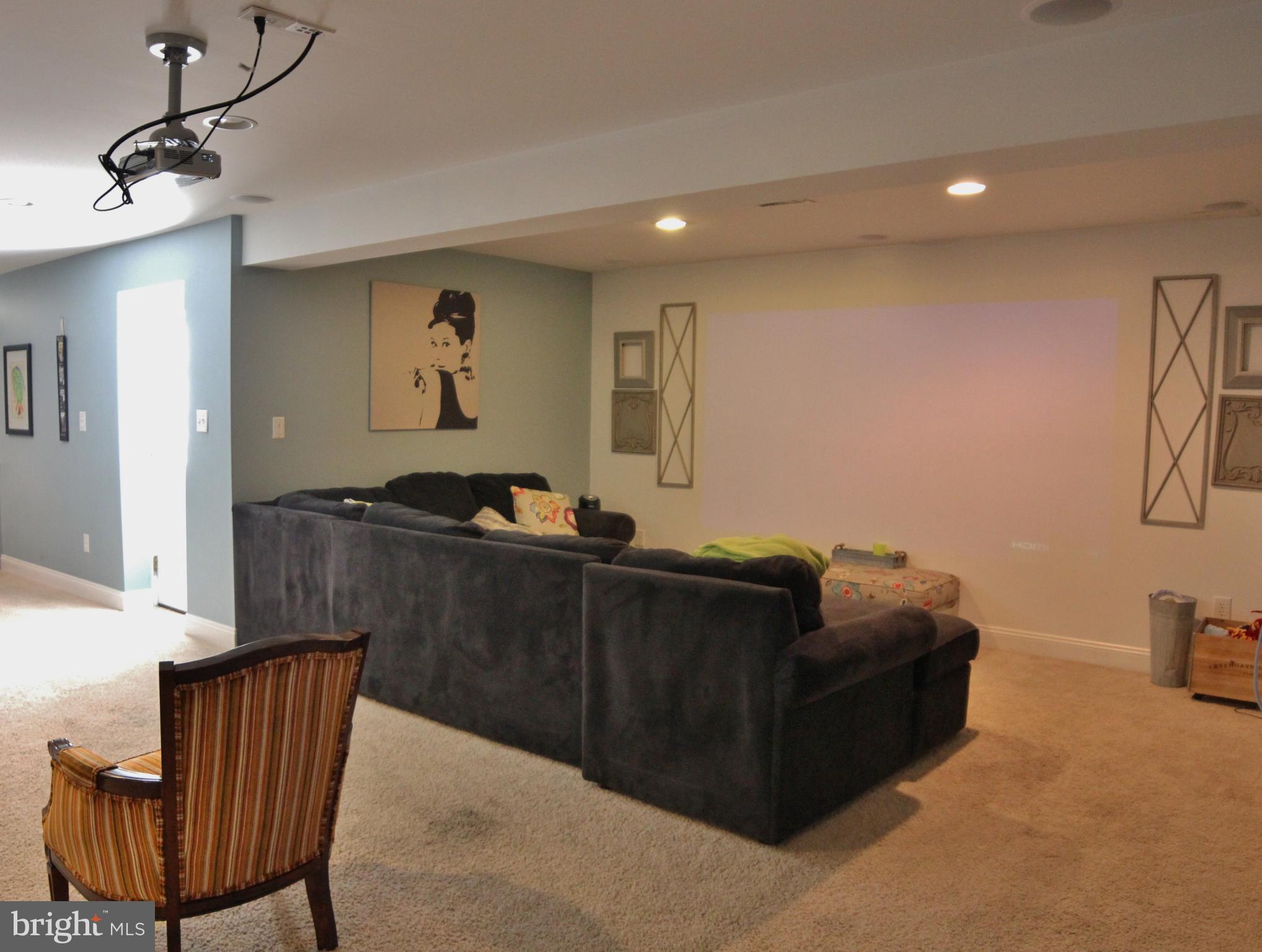 SUN MEADOW - Residential Lease