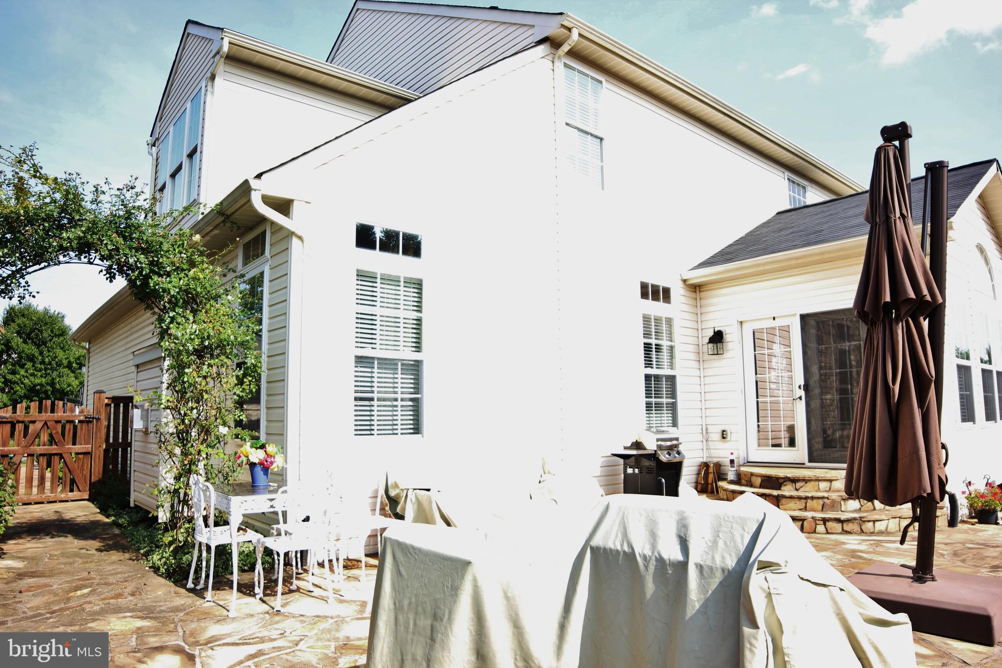 SUN MEADOW - Residential Lease