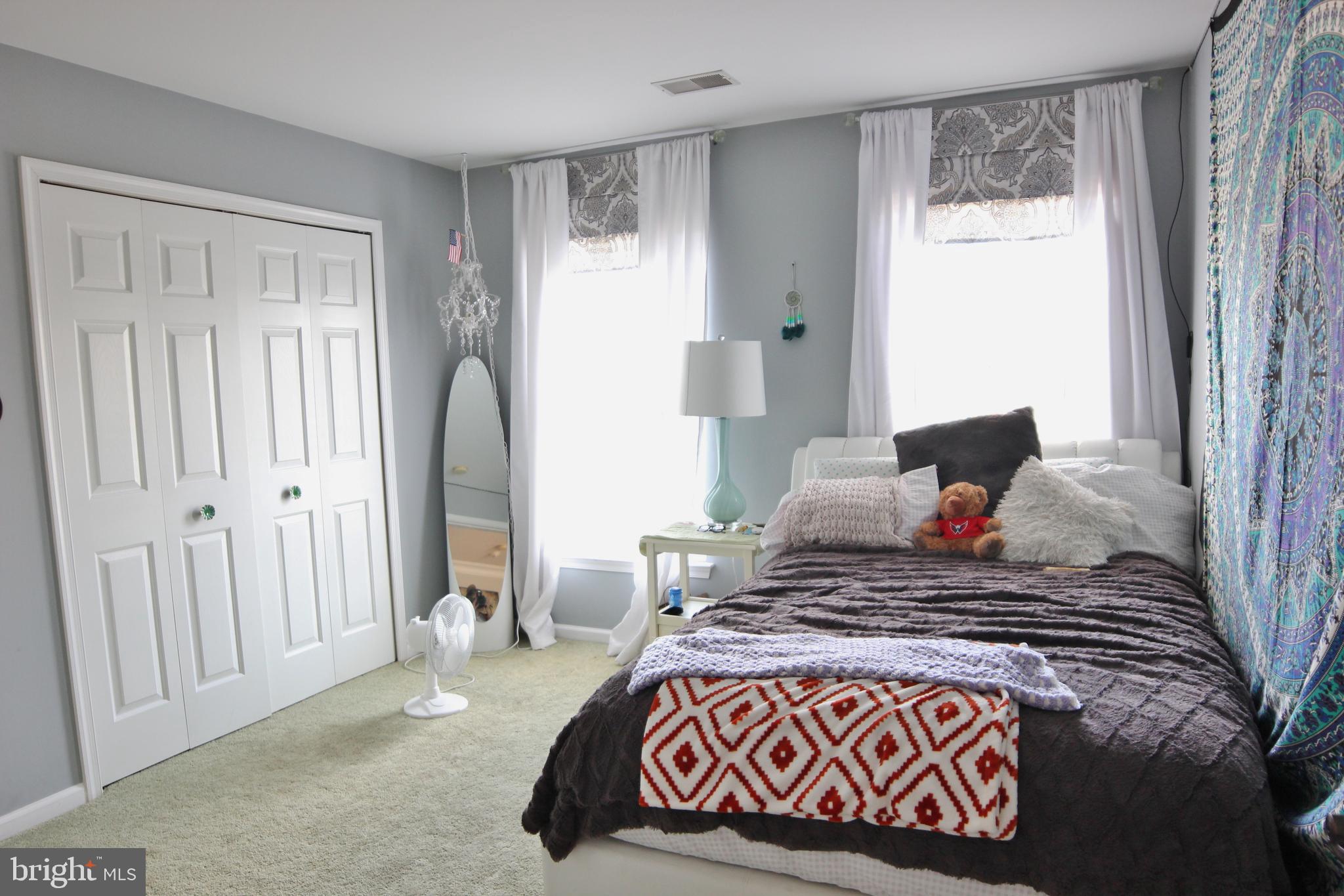 SUN MEADOW - Residential Lease
