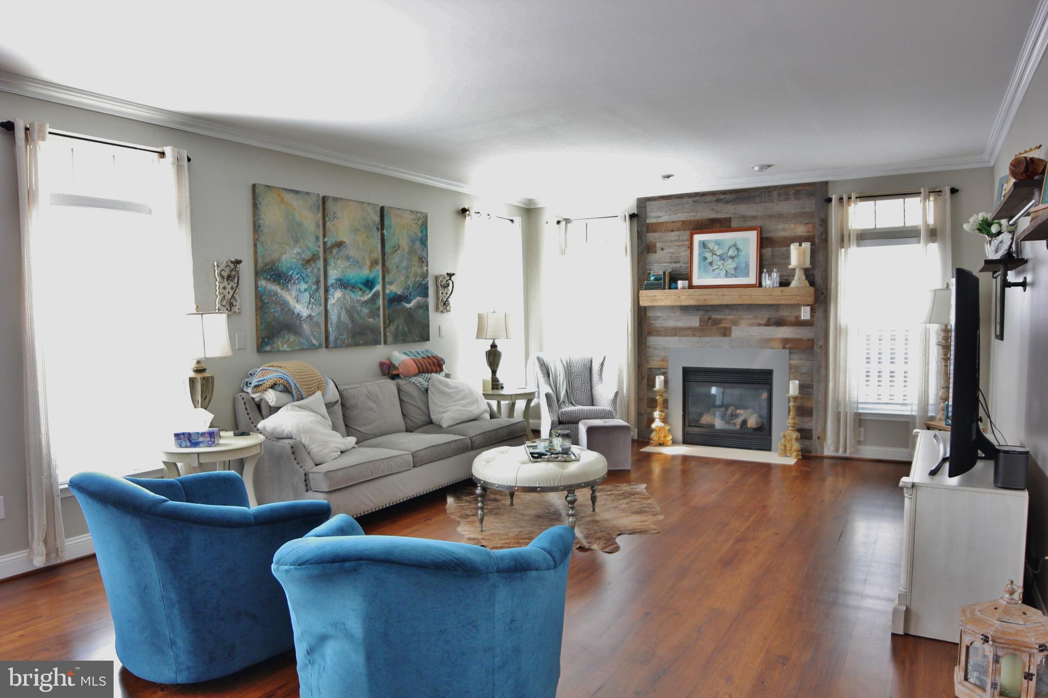 SUN MEADOW - Residential Lease