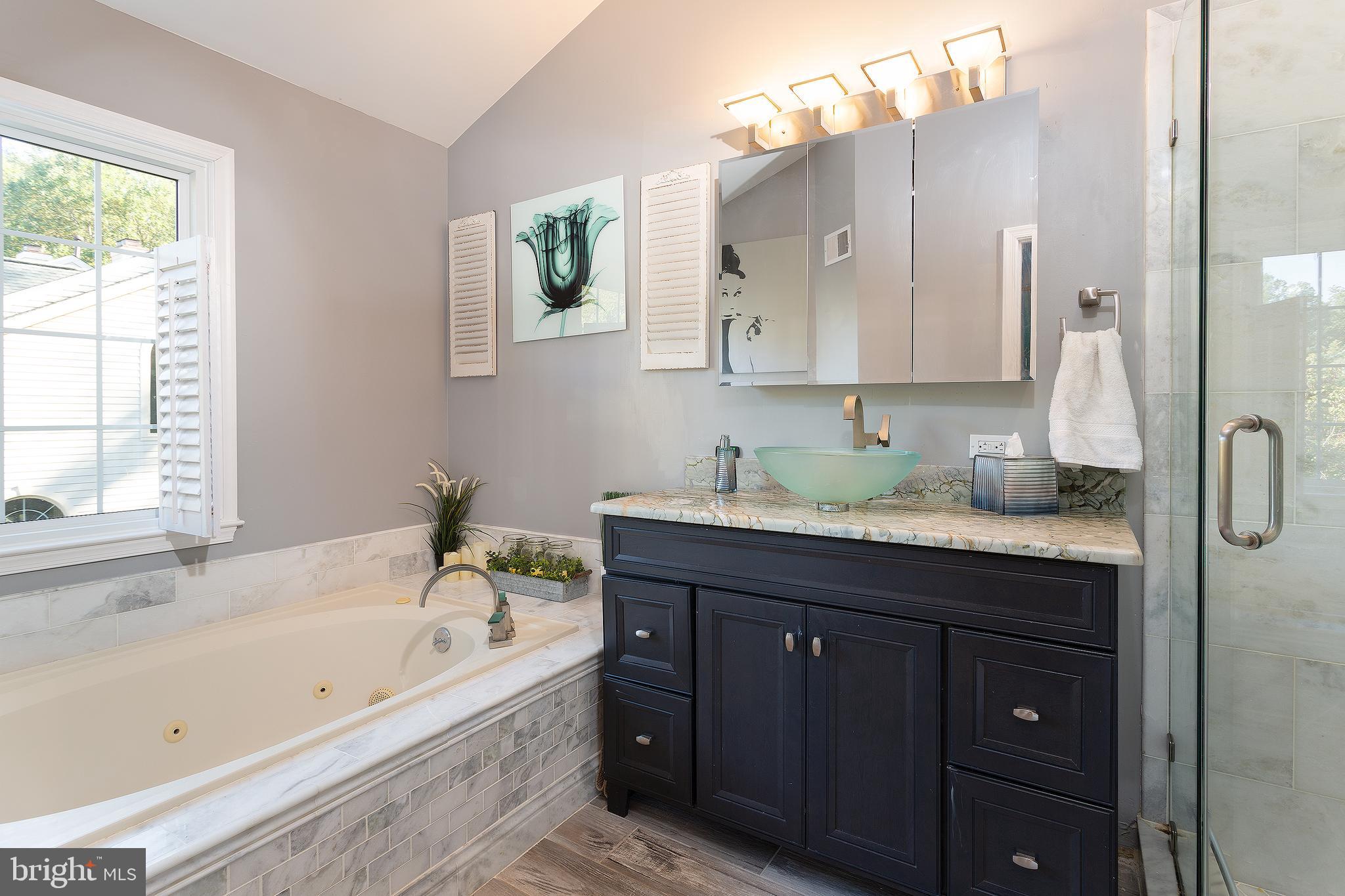 HALSTEAD GLEN - Residential