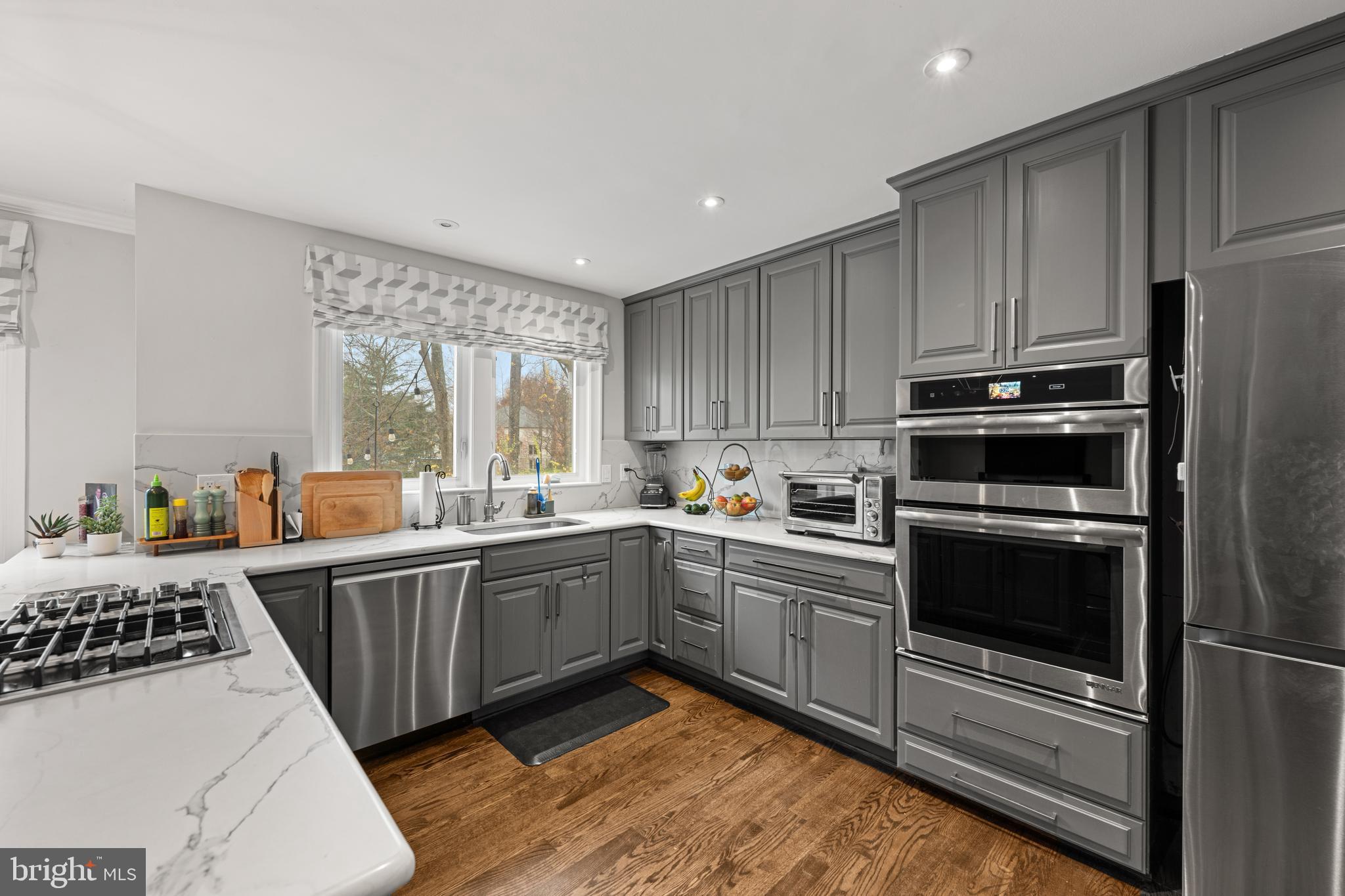 TIMBERLAWN - Residential