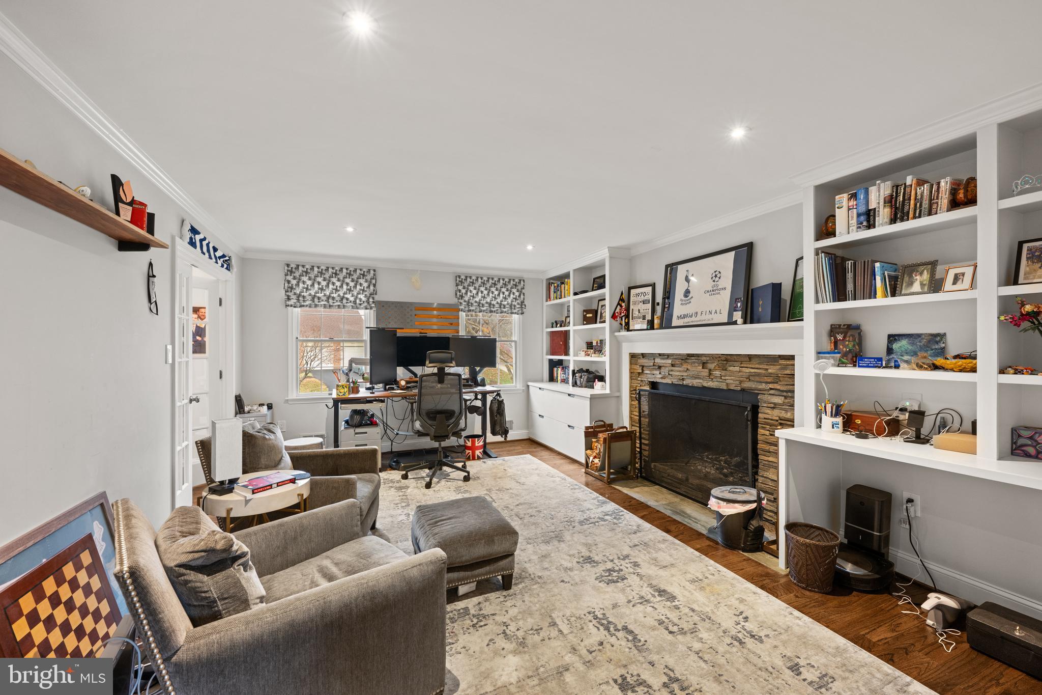 TIMBERLAWN - Residential