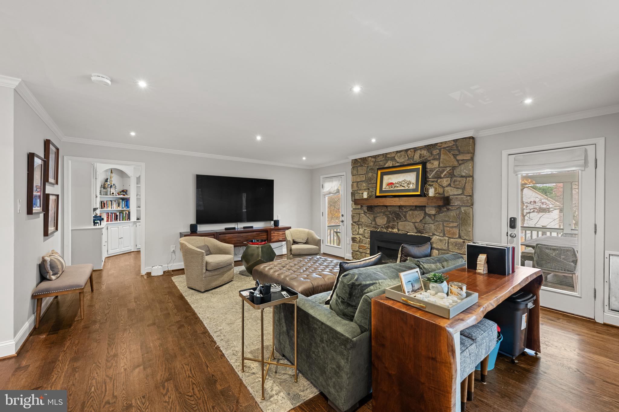 TIMBERLAWN - Residential