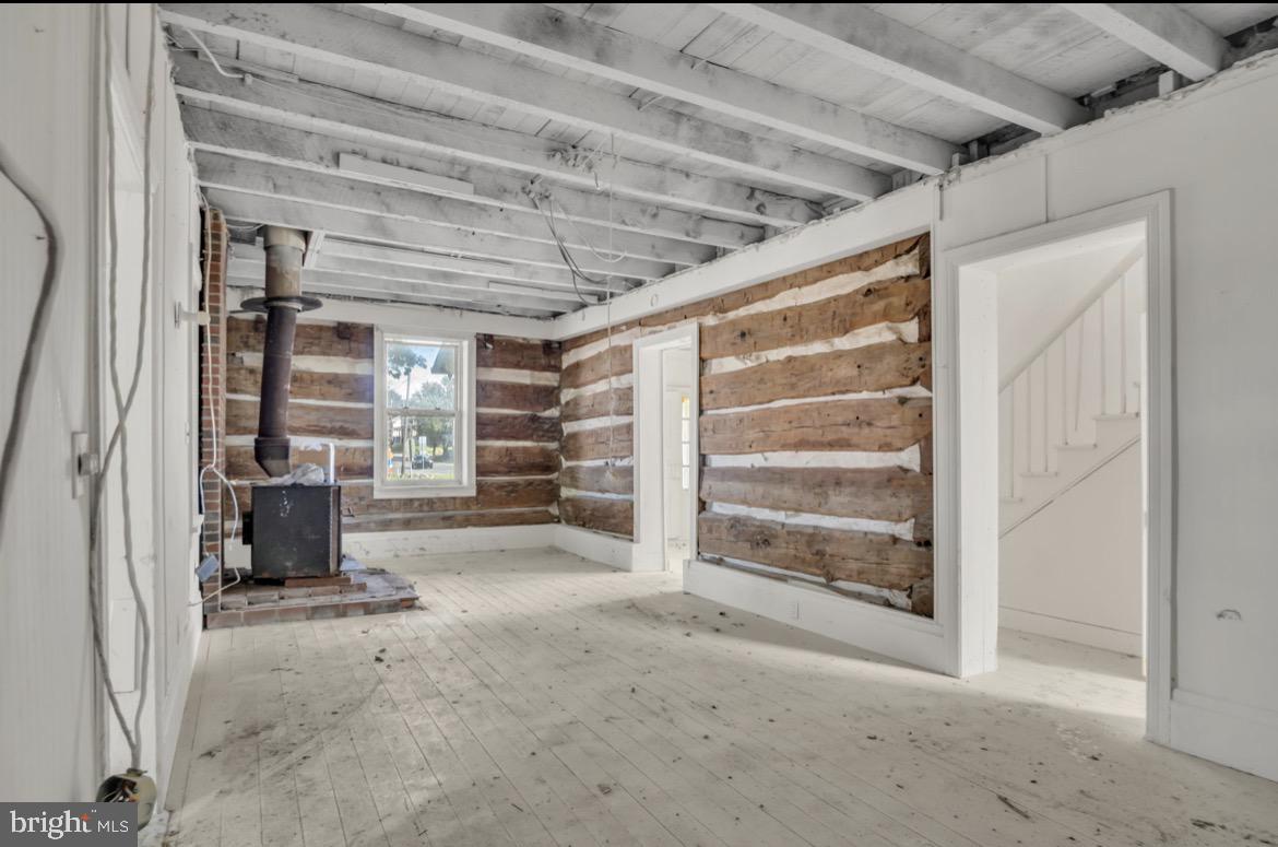 10390 RACCOON VALLEY ROAD