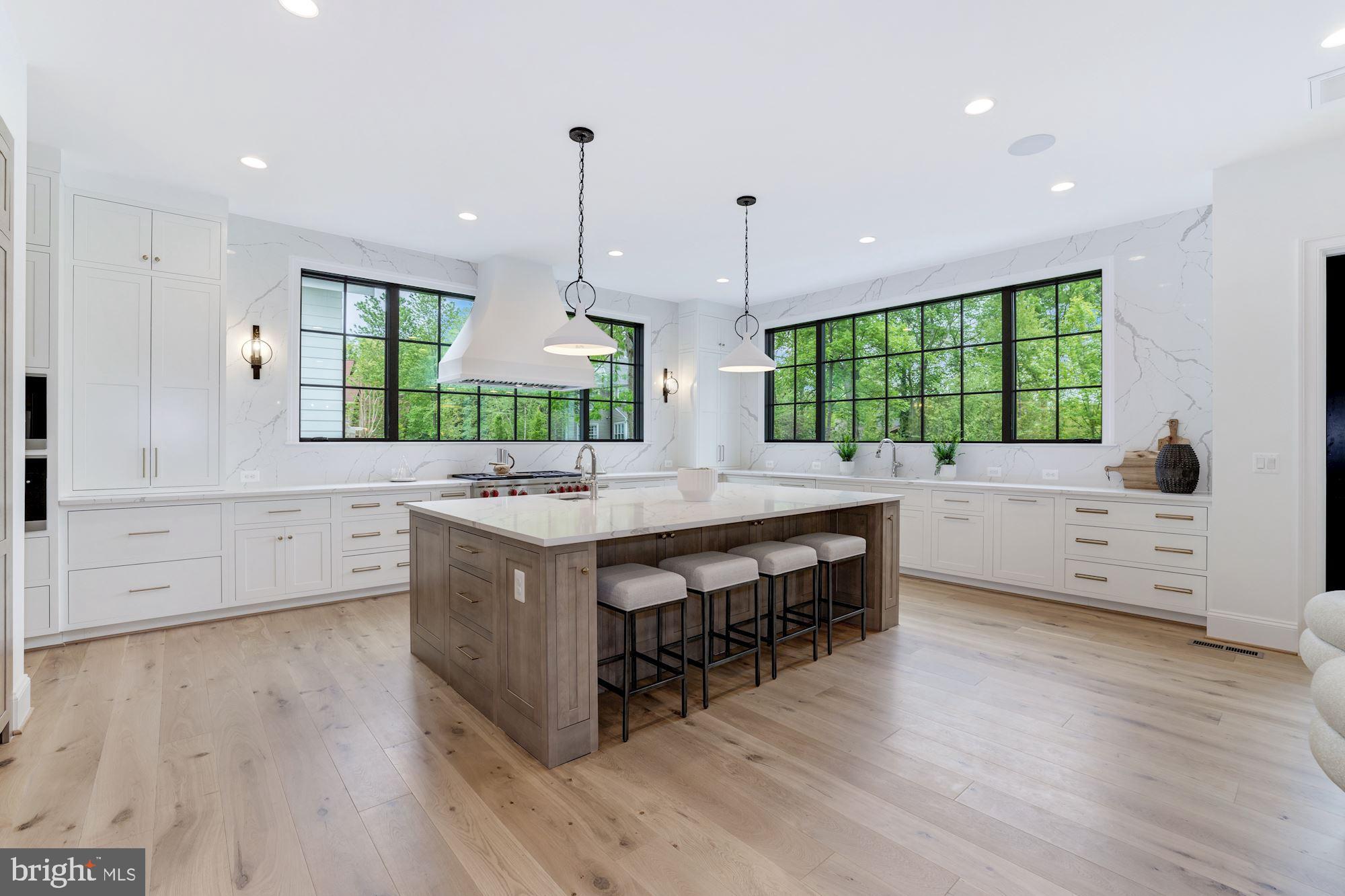 FRANKLIN PARK - Residential