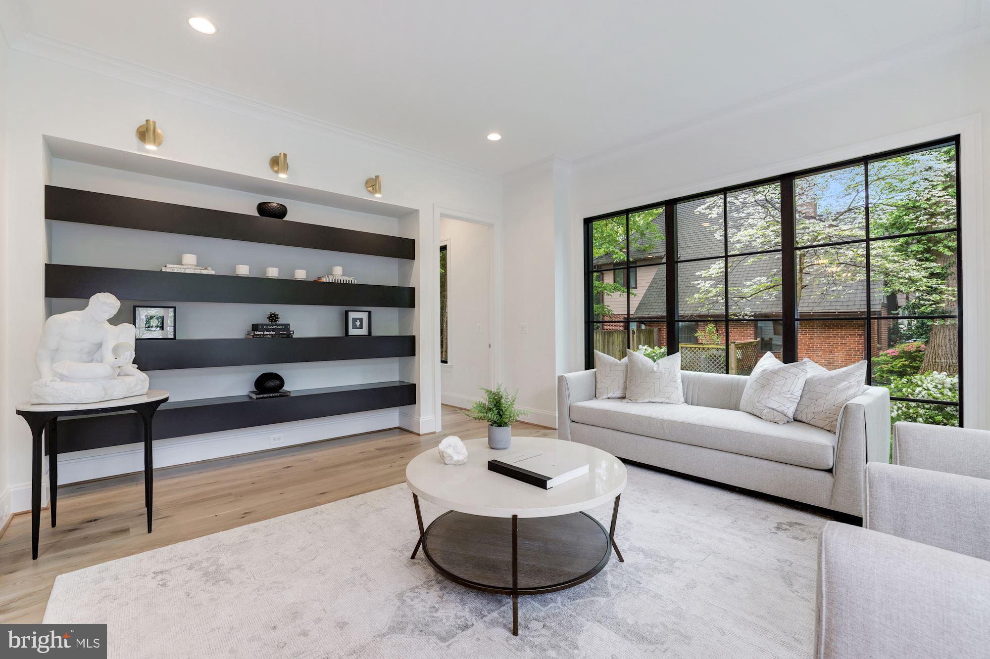 FRANKLIN PARK - Residential