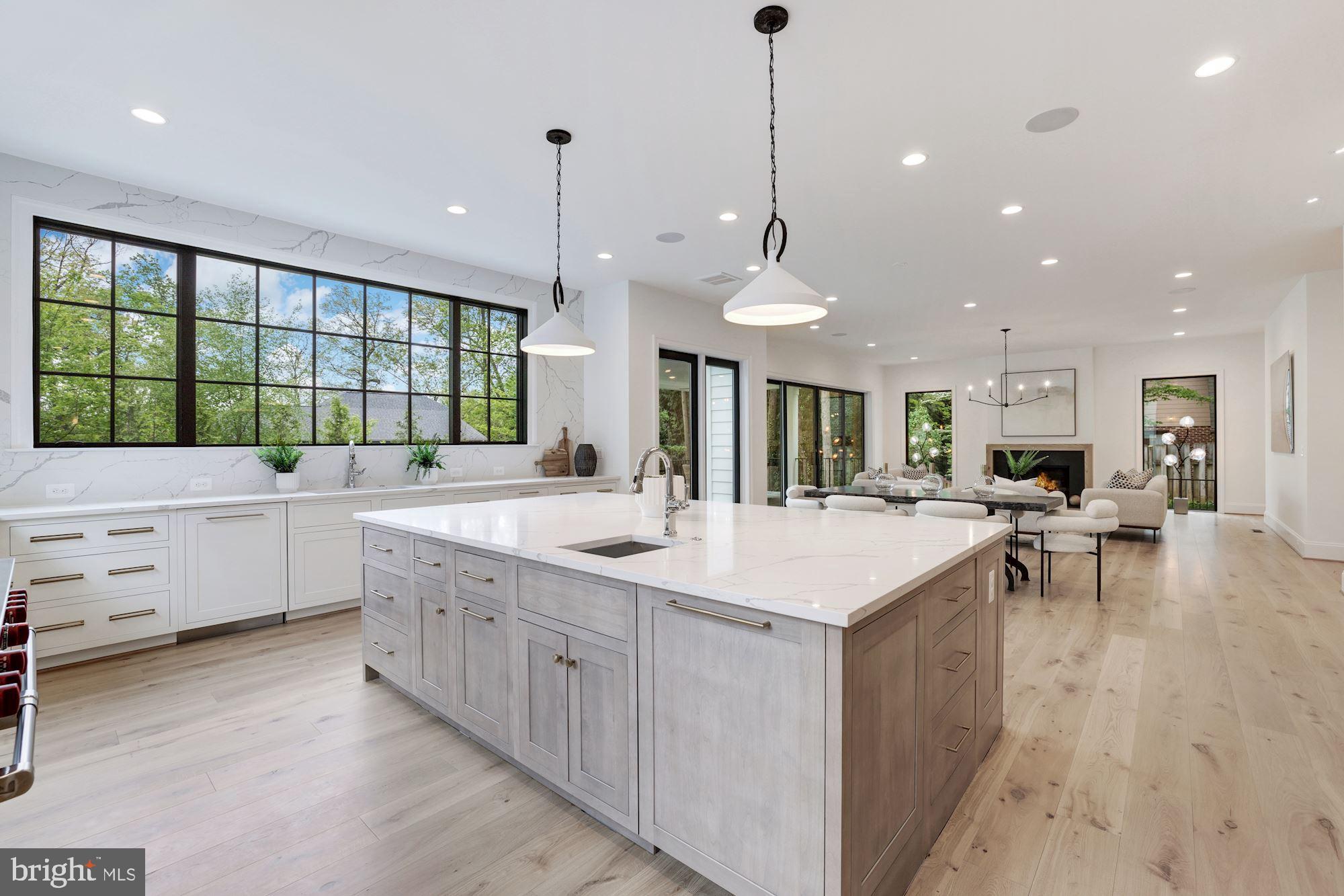 FRANKLIN PARK - Residential