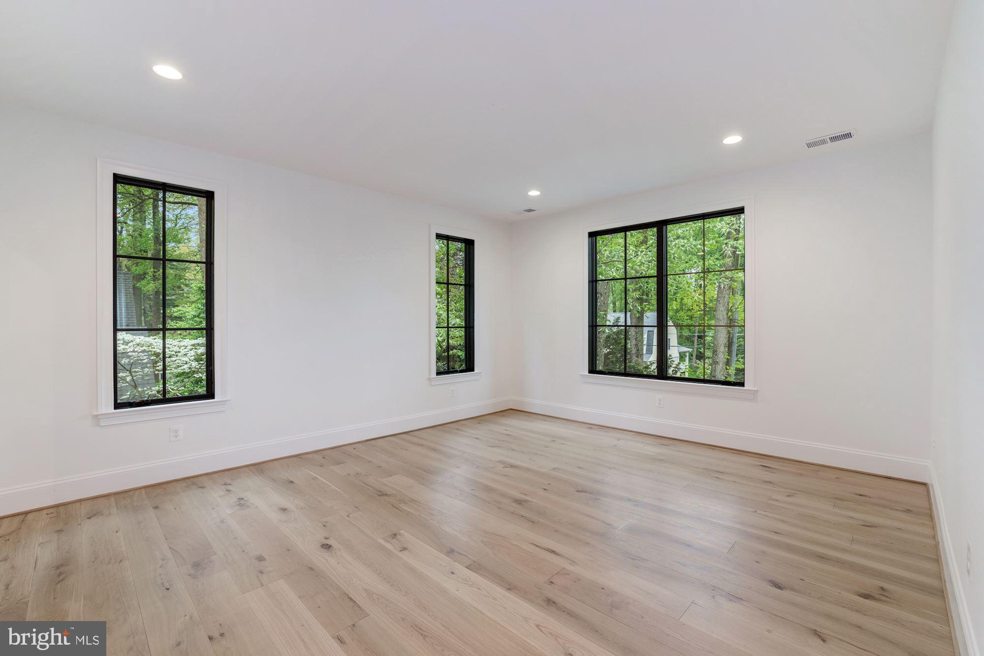 FRANKLIN PARK - Residential