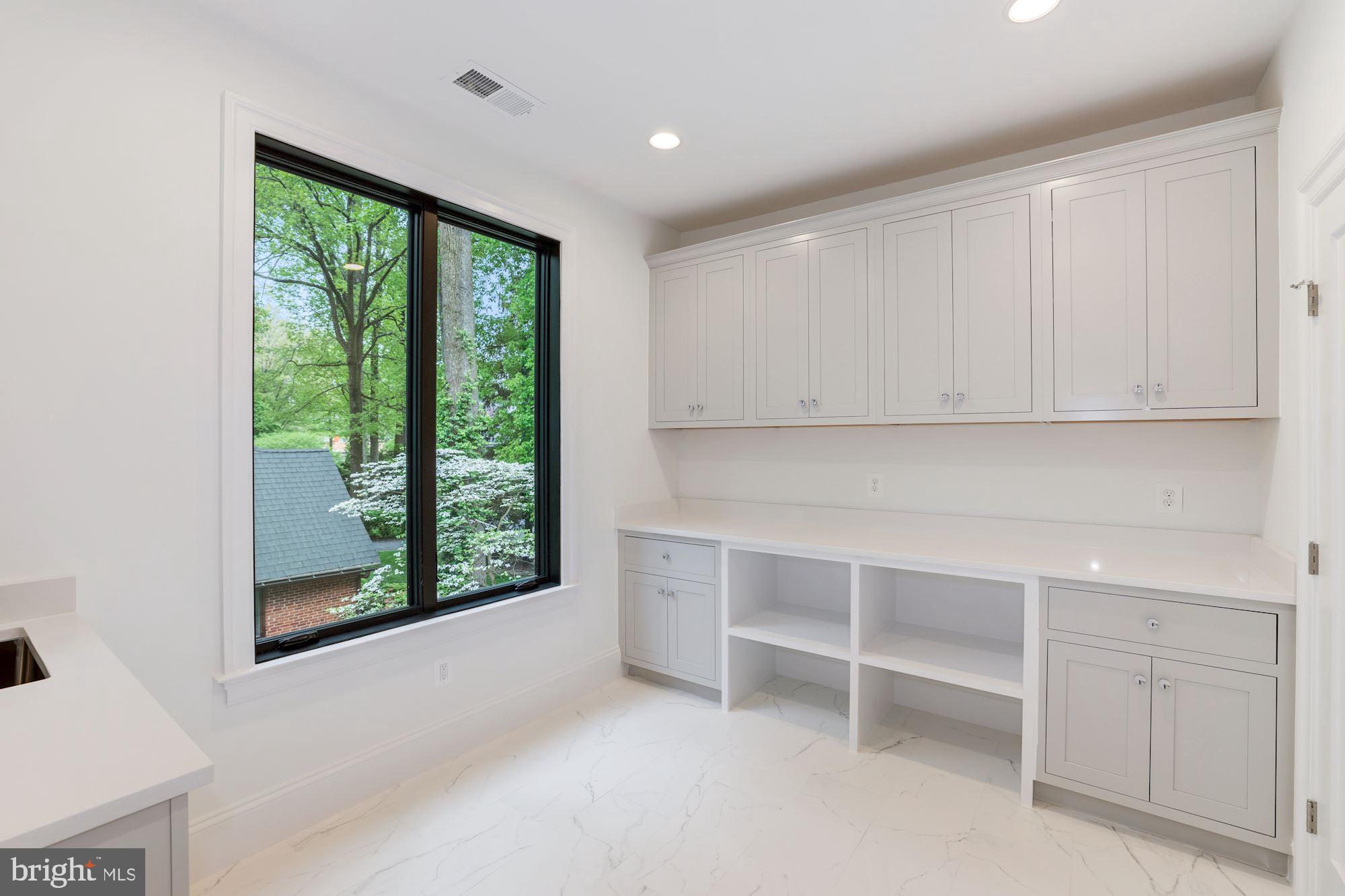 FRANKLIN PARK - Residential