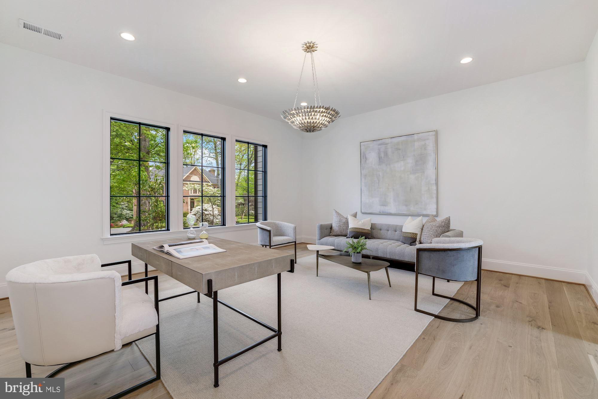 FRANKLIN PARK - Residential