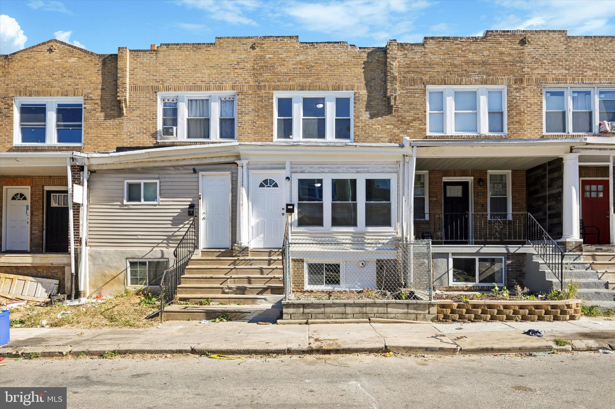 ELMWOOD PARK - Residential Lease