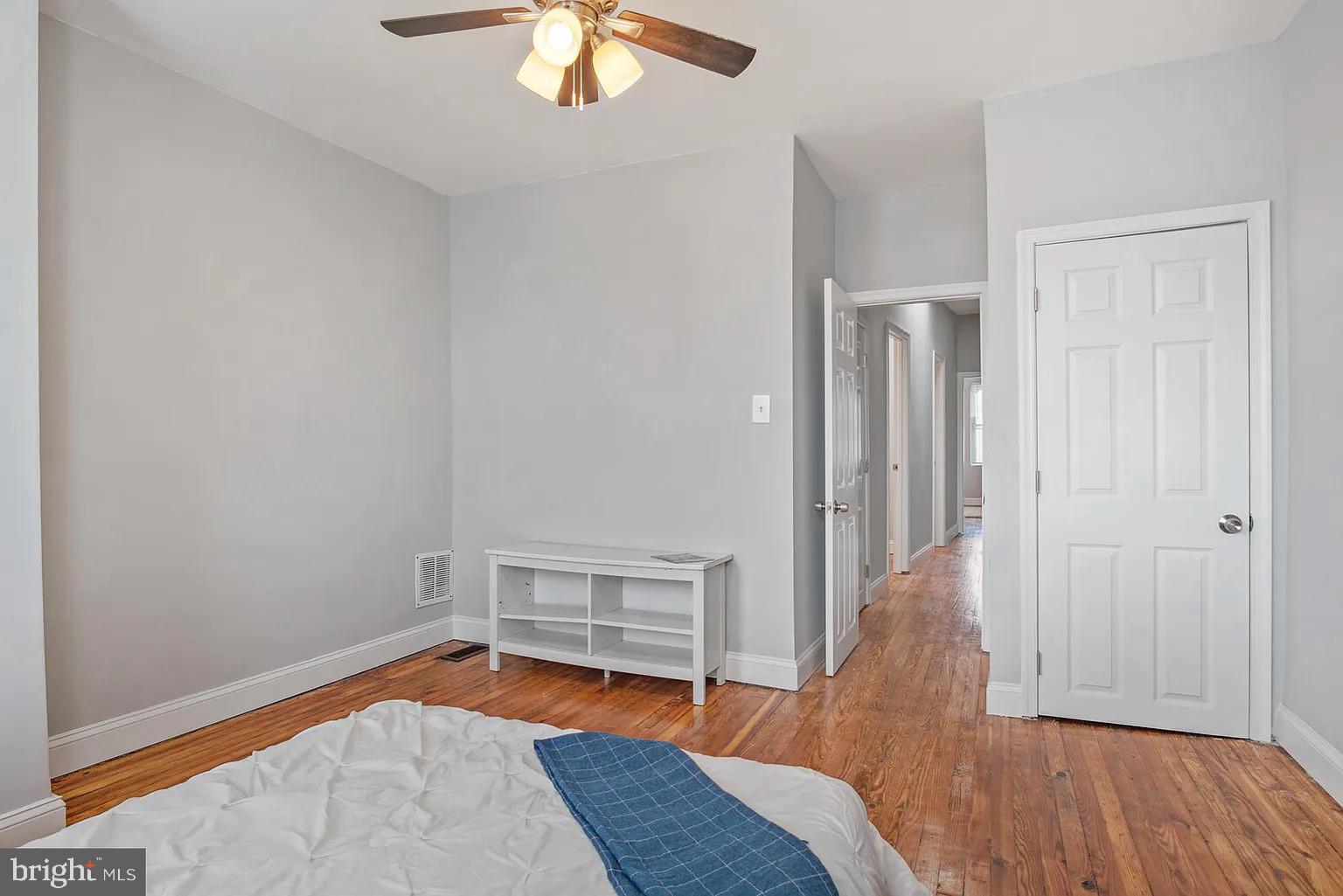 HIGHLANDTOWN - Residential Lease