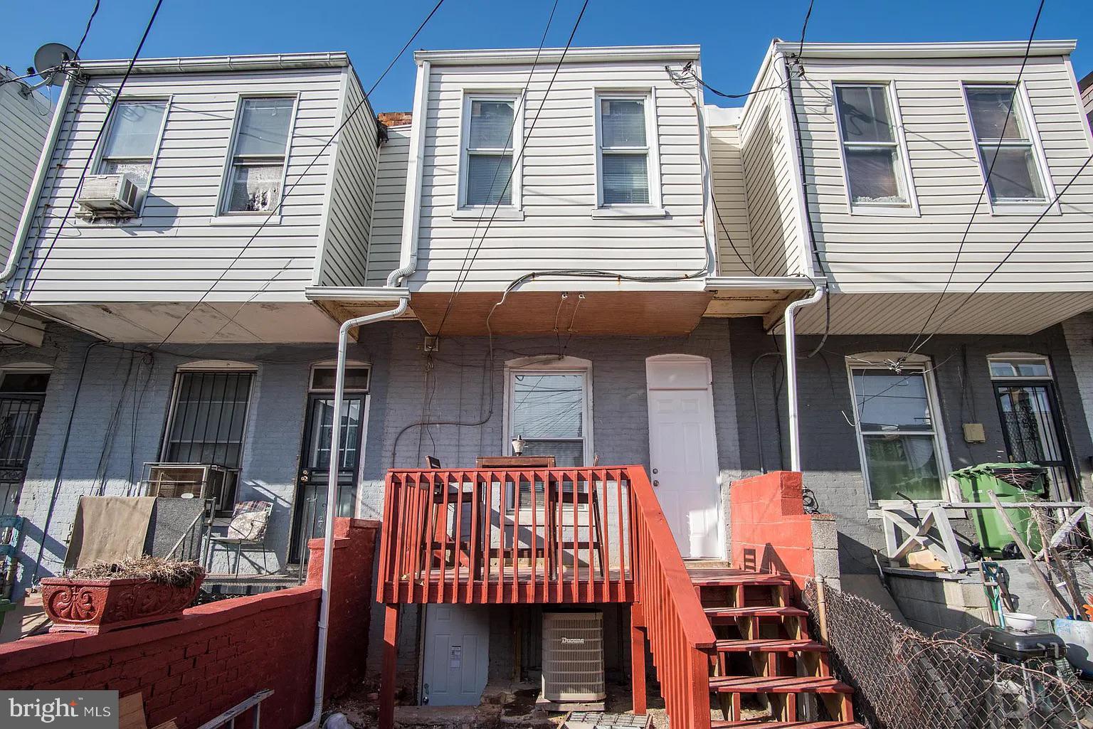 HIGHLANDTOWN - Residential Lease
