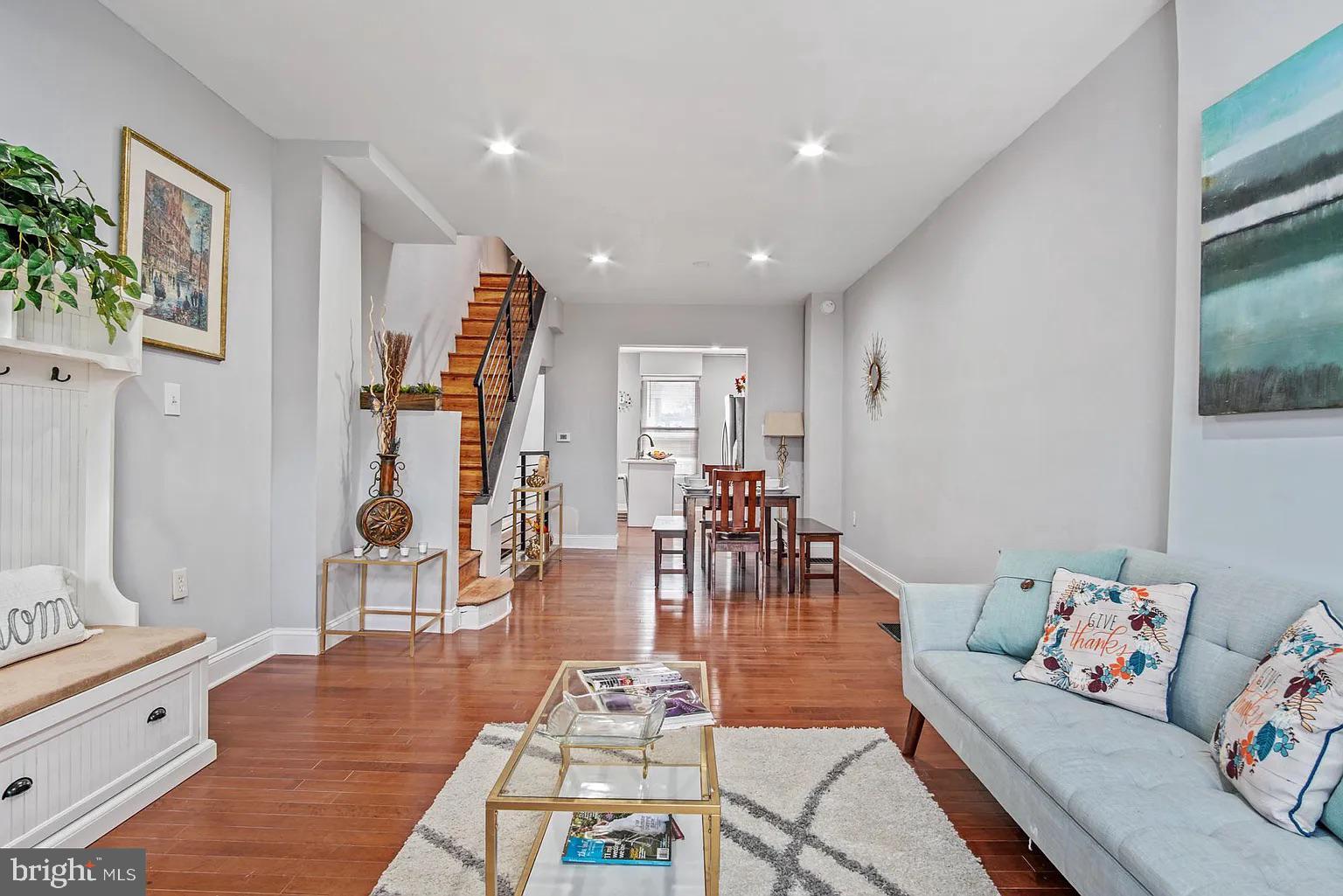 HIGHLANDTOWN - Residential Lease