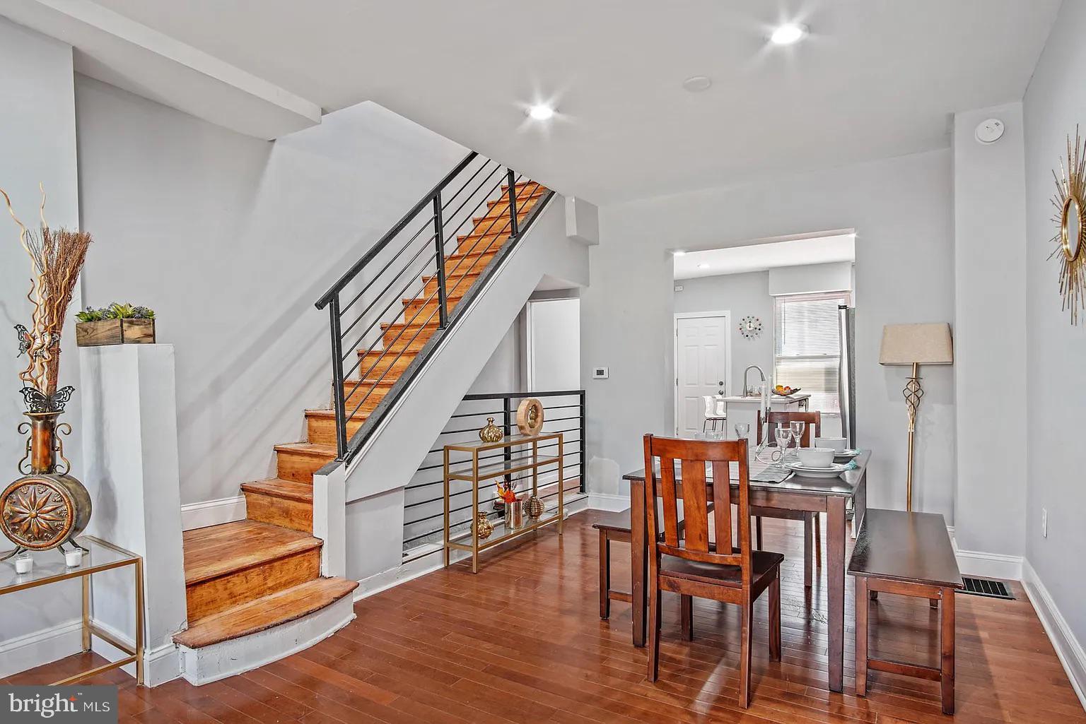 HIGHLANDTOWN - Residential Lease