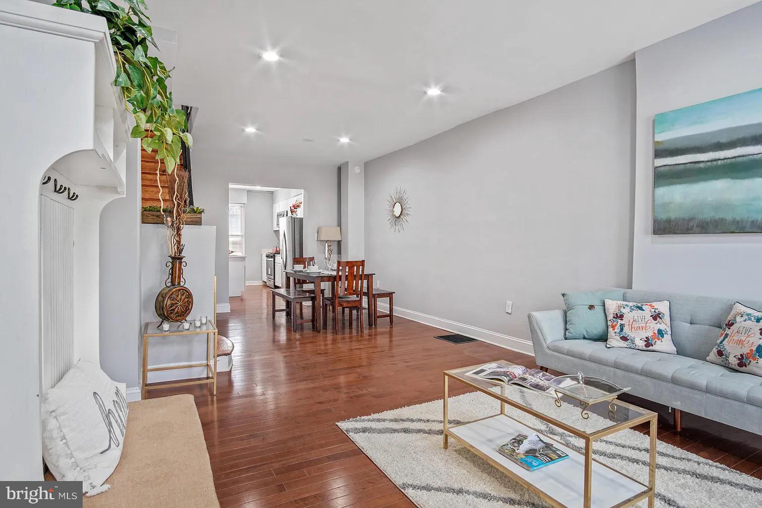 HIGHLANDTOWN - Residential Lease