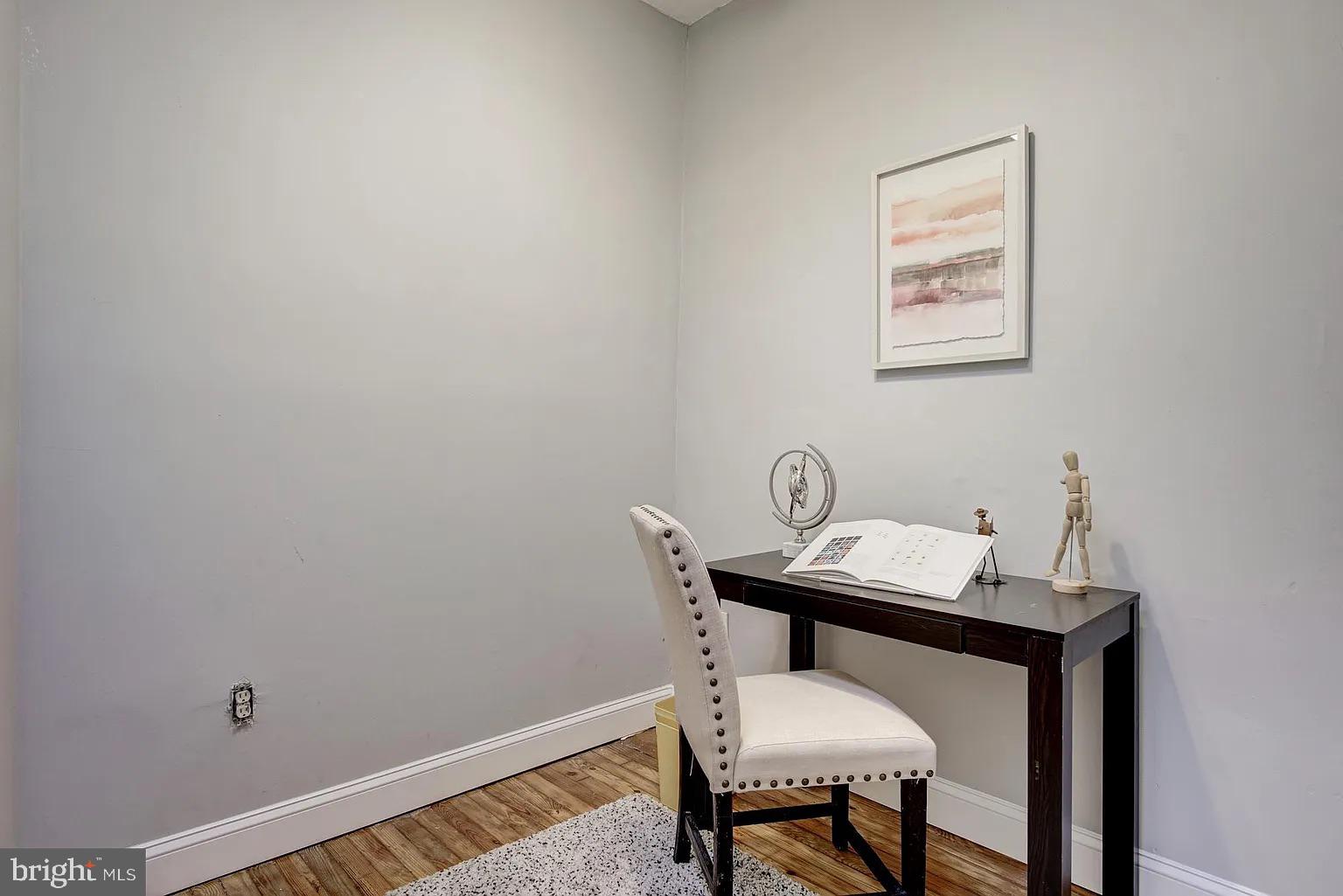 HIGHLANDTOWN - Residential Lease