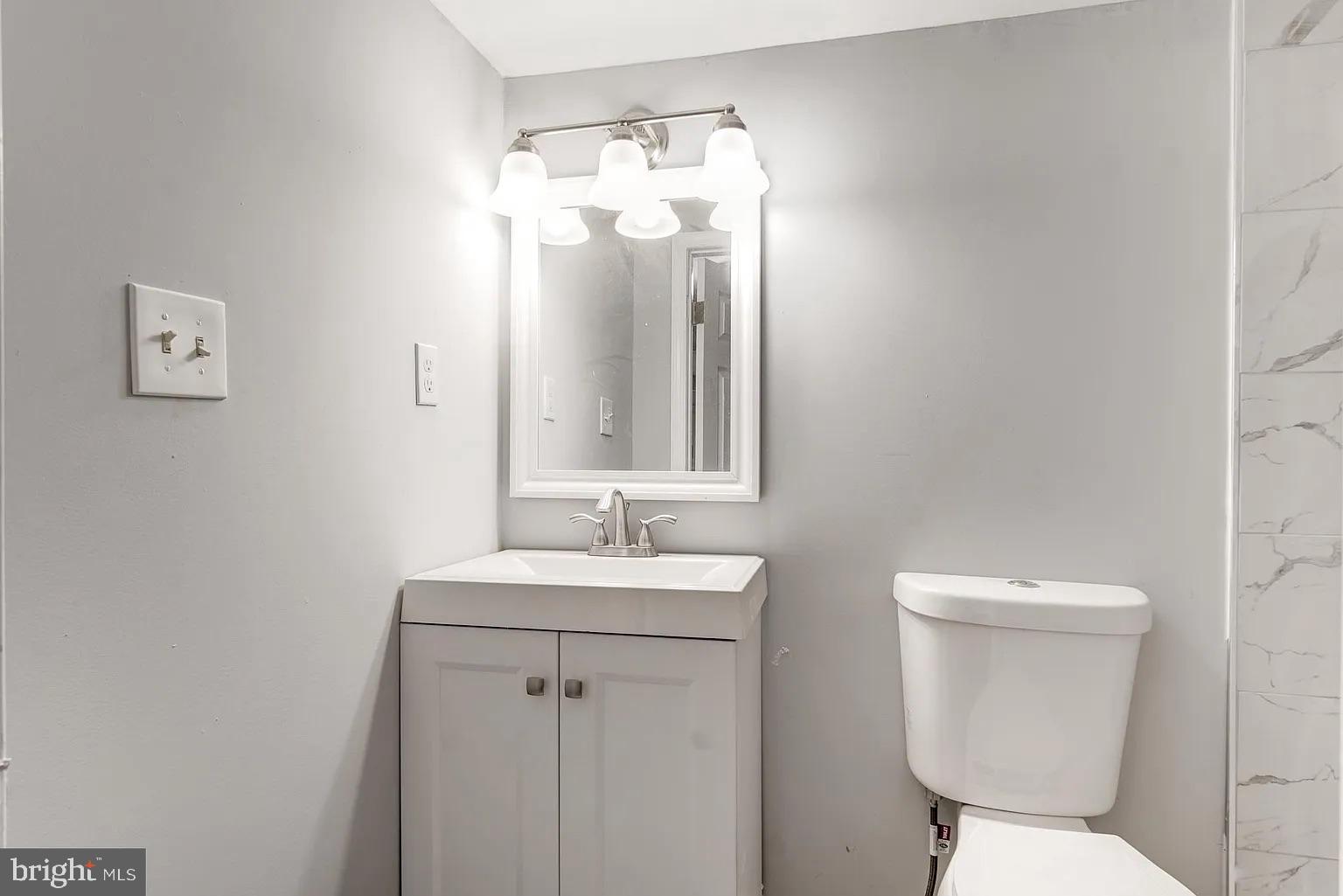 HIGHLANDTOWN - Residential Lease